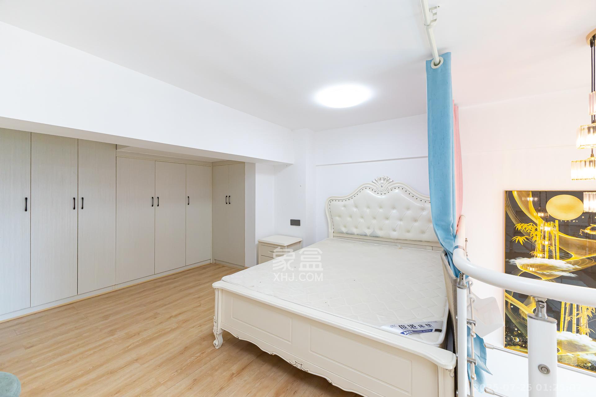 润和滨江府 2室2厅1卫 32.0万 润和滨江府 2室2厅1卫 32.0万卧室