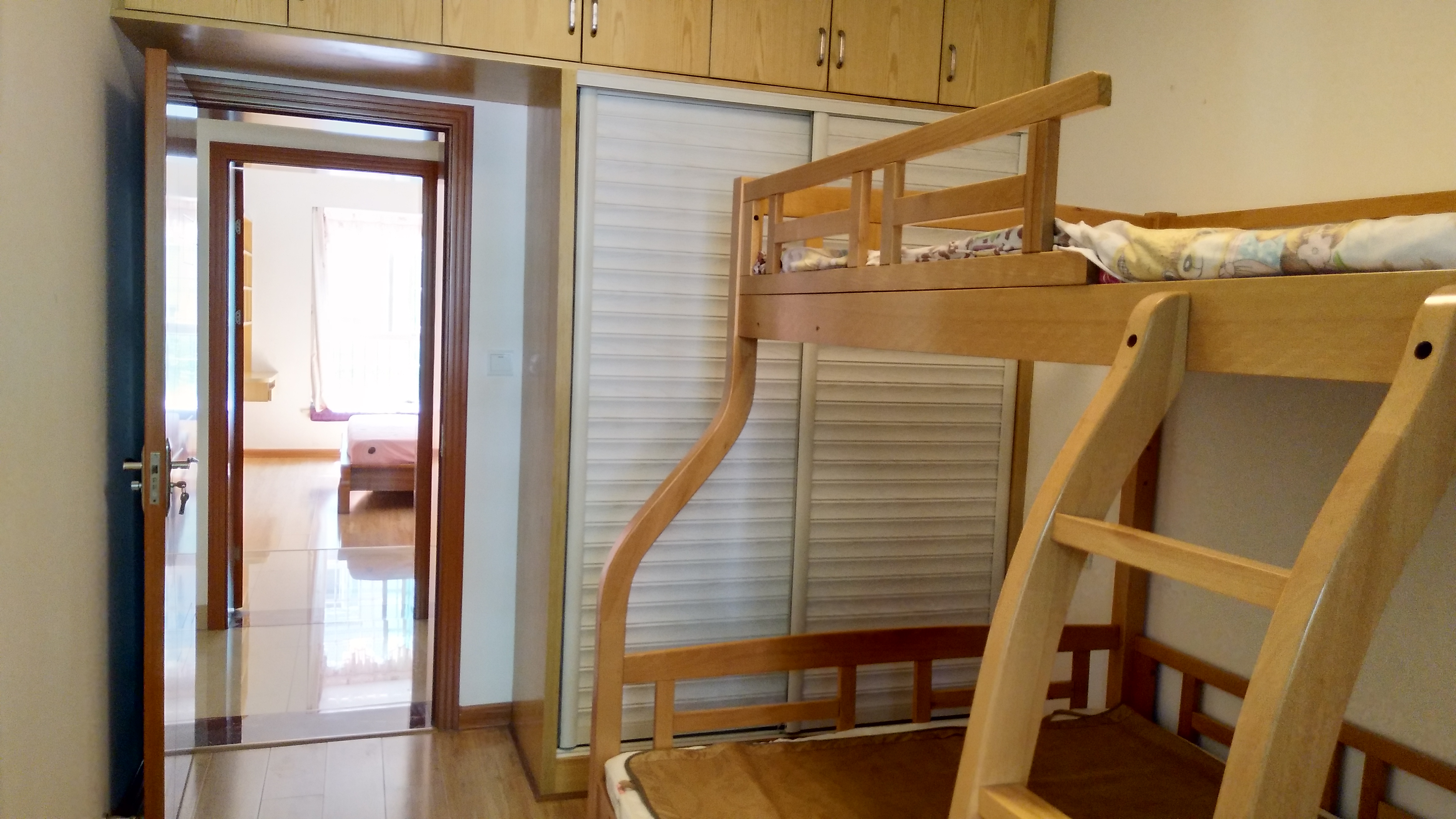 明兴花苑  3室2厅2卫   1800.00元/月室内图