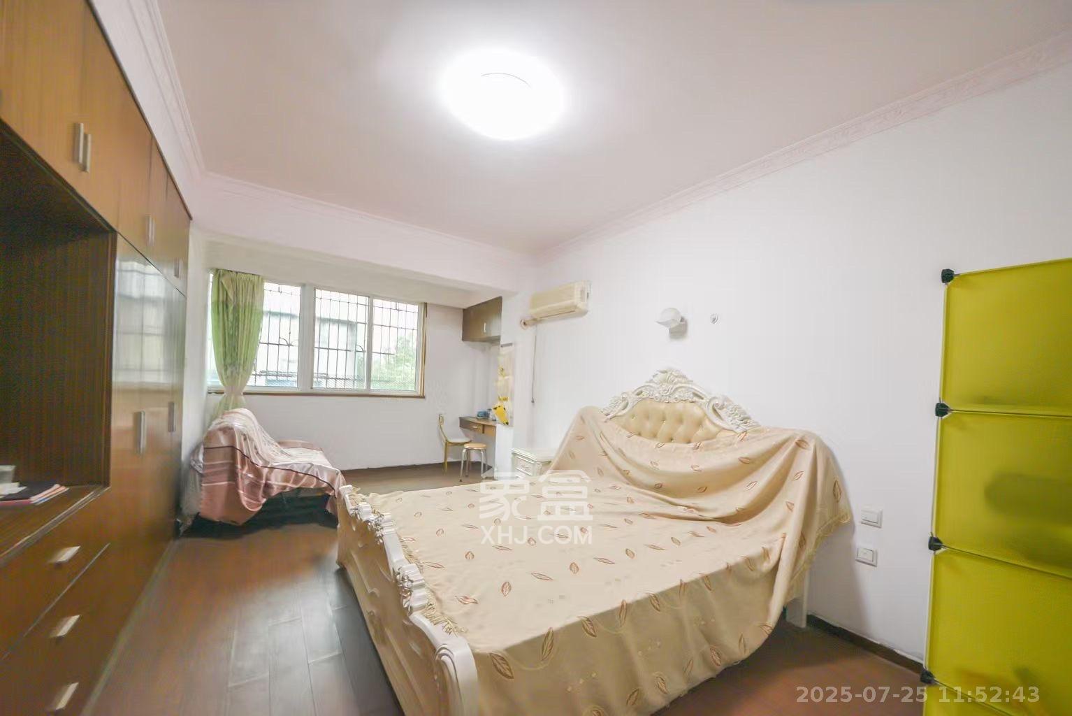 化油器厂宿舍 3室2厅1卫 2500.0元/月 化油器厂宿舍 3室2厅1卫 2500.0元/月室内图