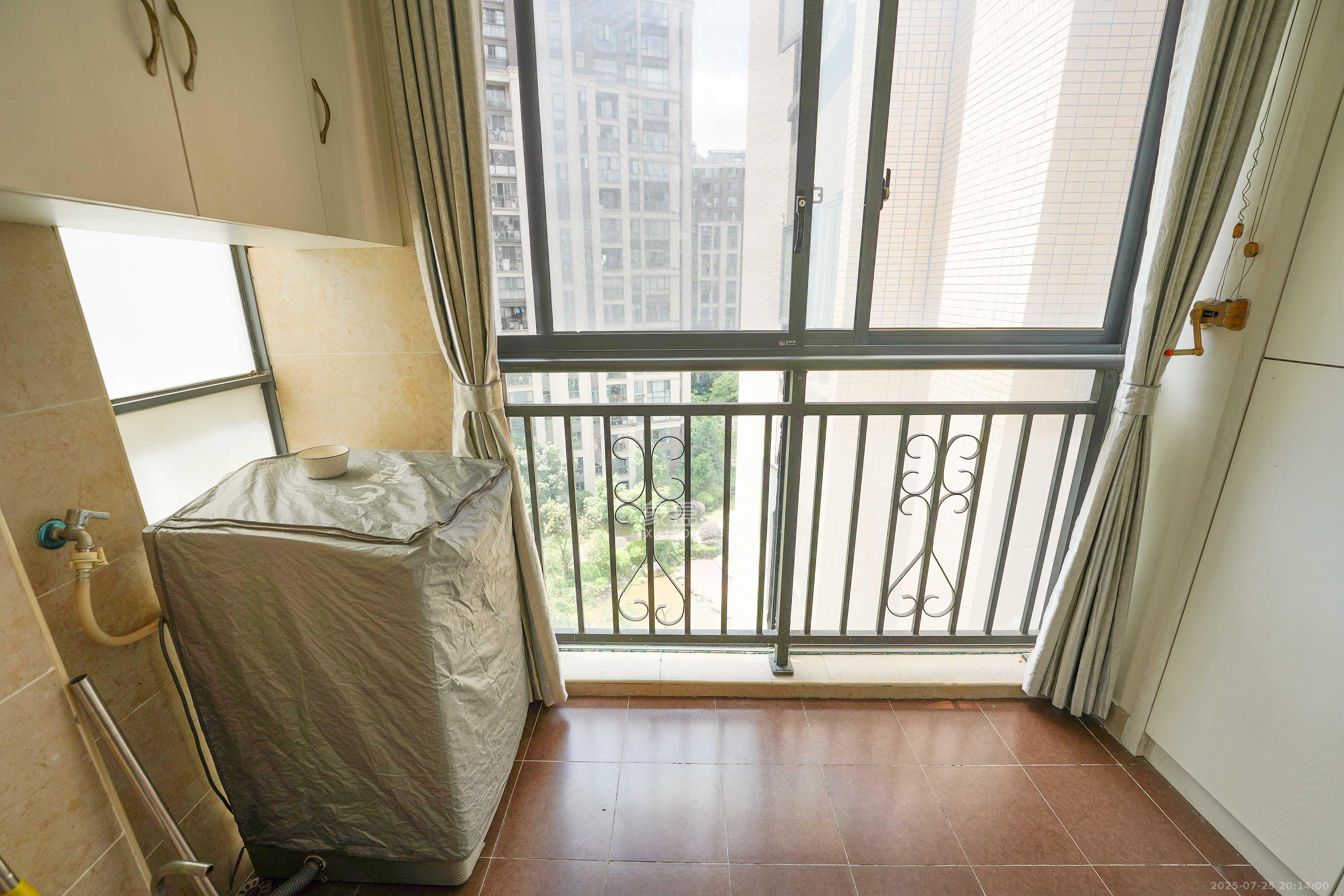 五矿紫湖香醍  3室2厅1卫    65.0万 五矿紫湖香醍  3室2厅1卫    65.0万其他