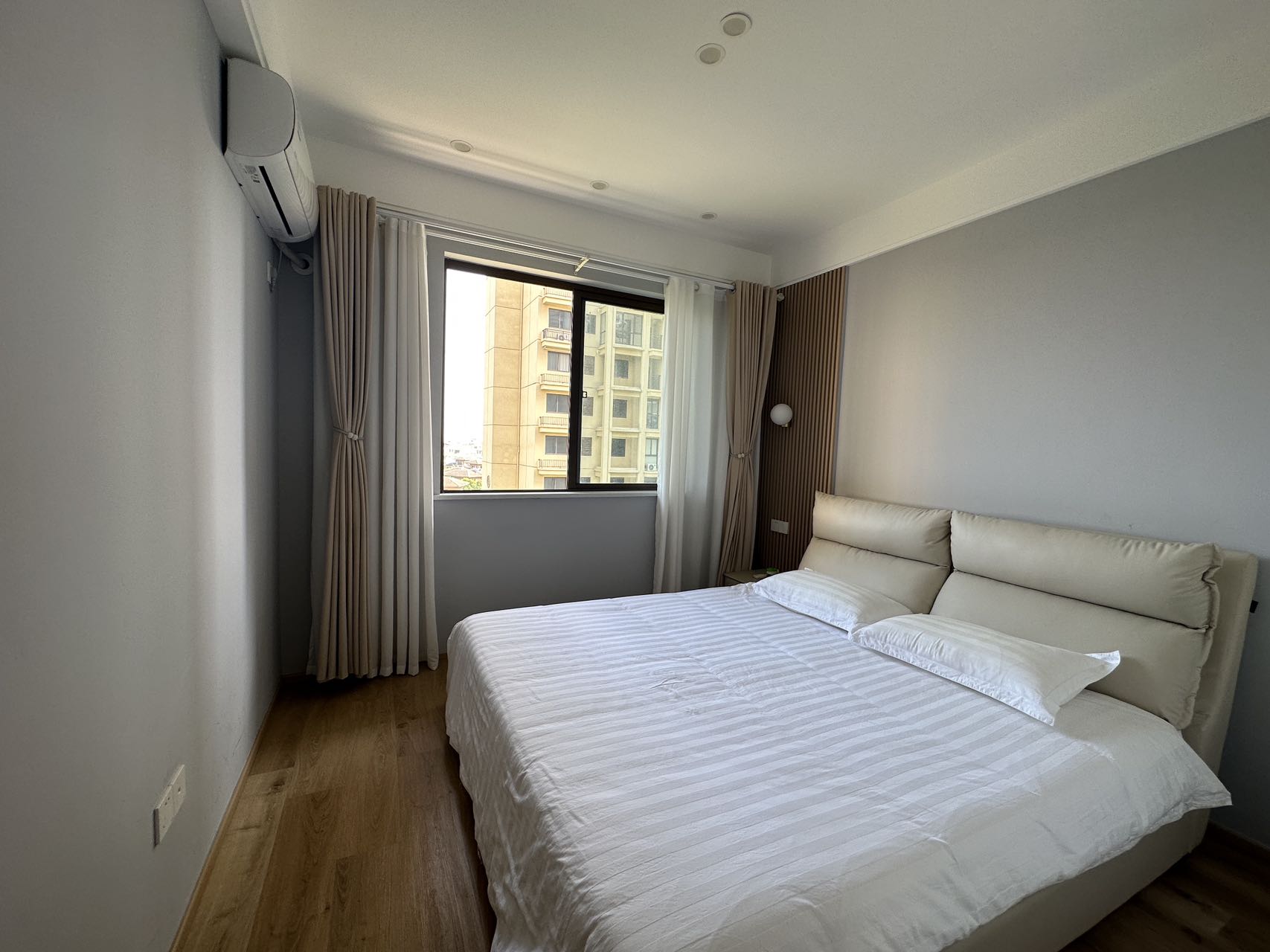 耀江西岸公馆 3室2厅1卫 3600.0元/月 耀江西岸公馆 3室2厅1卫 3600.0元/月室内图