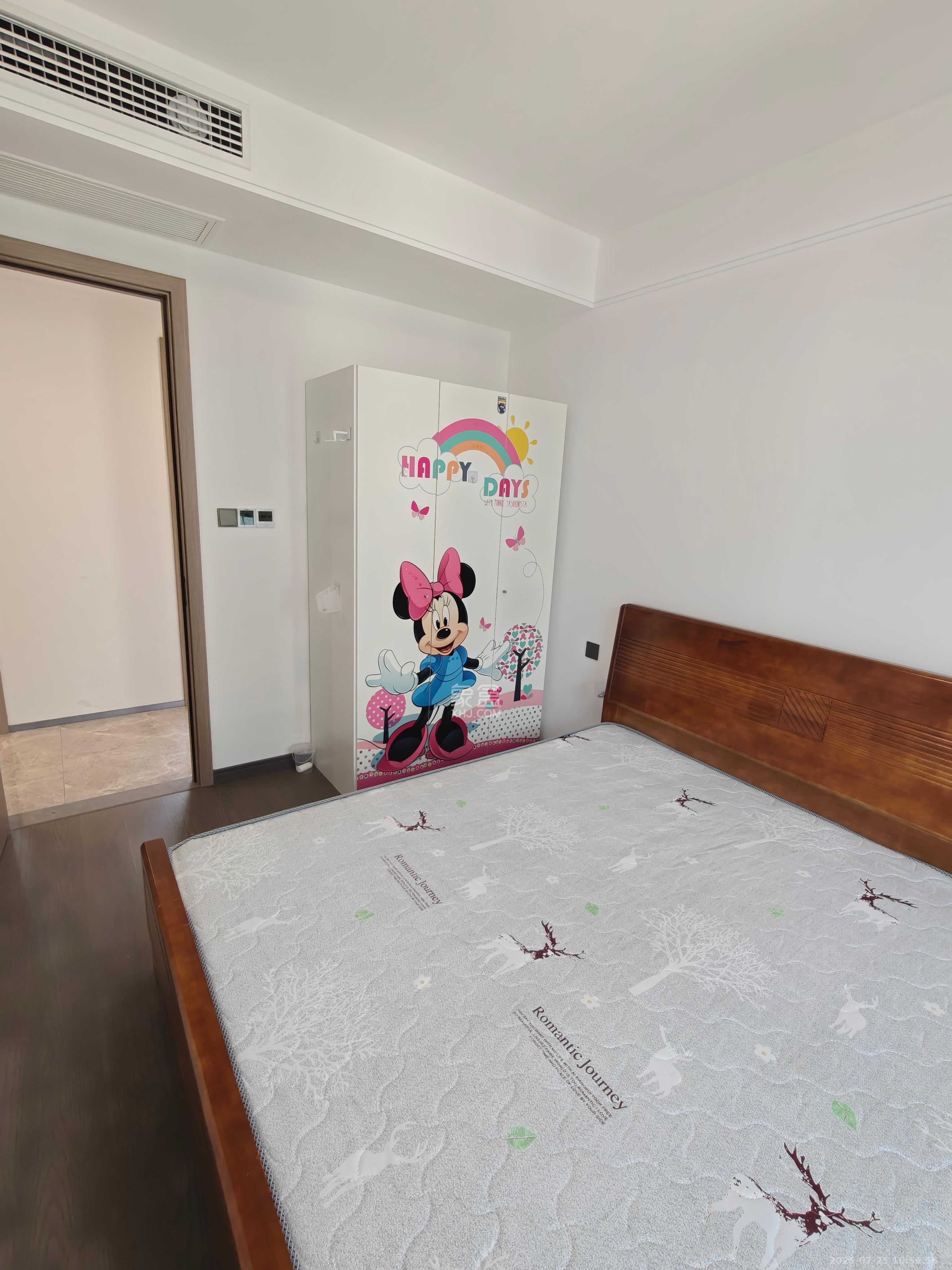 旭辉铂宸府 4室2厅2卫 2800.0元/月 旭辉铂宸府 4室2厅2卫 2800.0元/月室内图