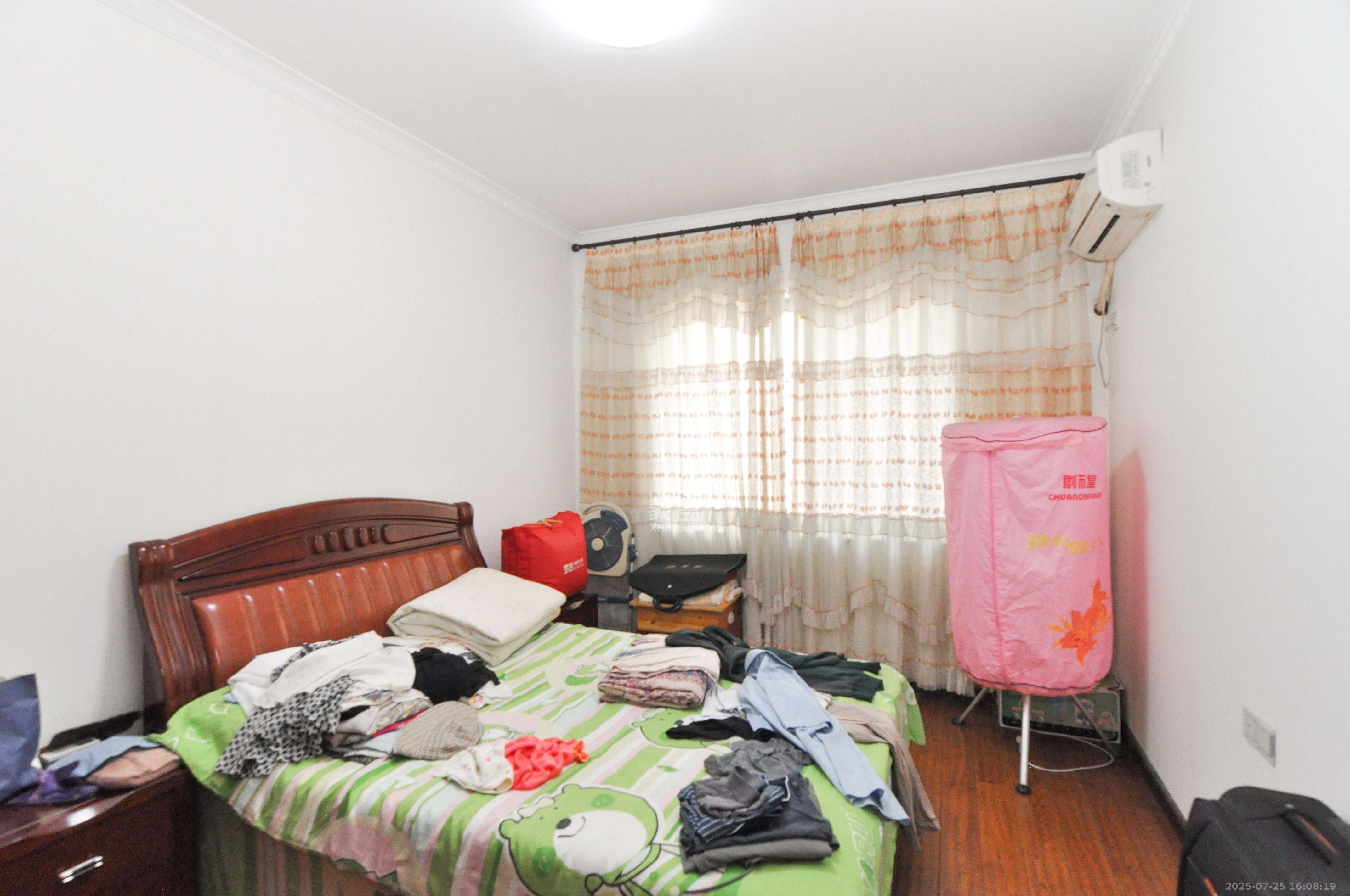 沁园春御院  3室2厅2卫    3500.0元/月室内图