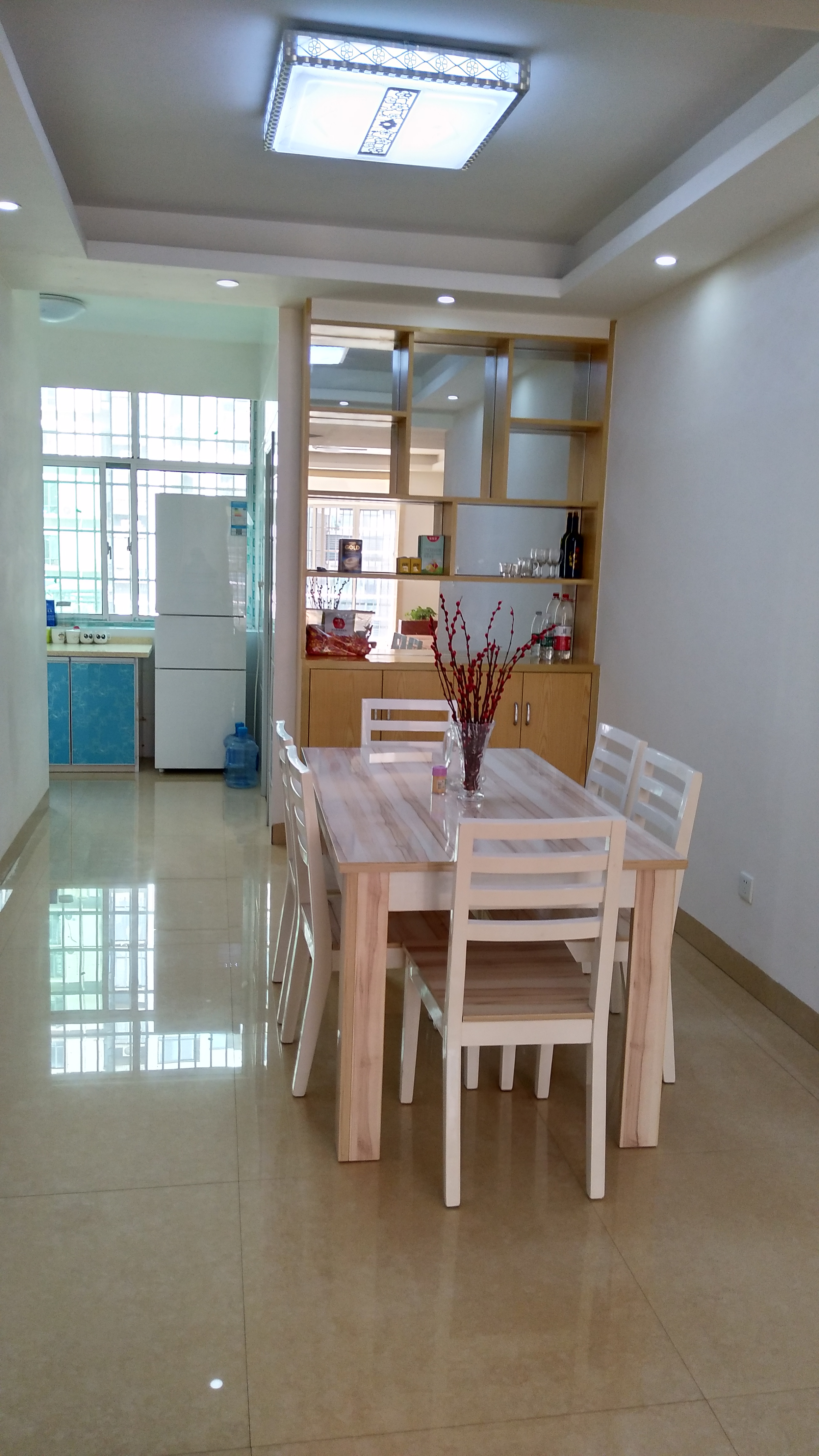 明兴花苑  3室2厅2卫   1800.00元/月室内图
