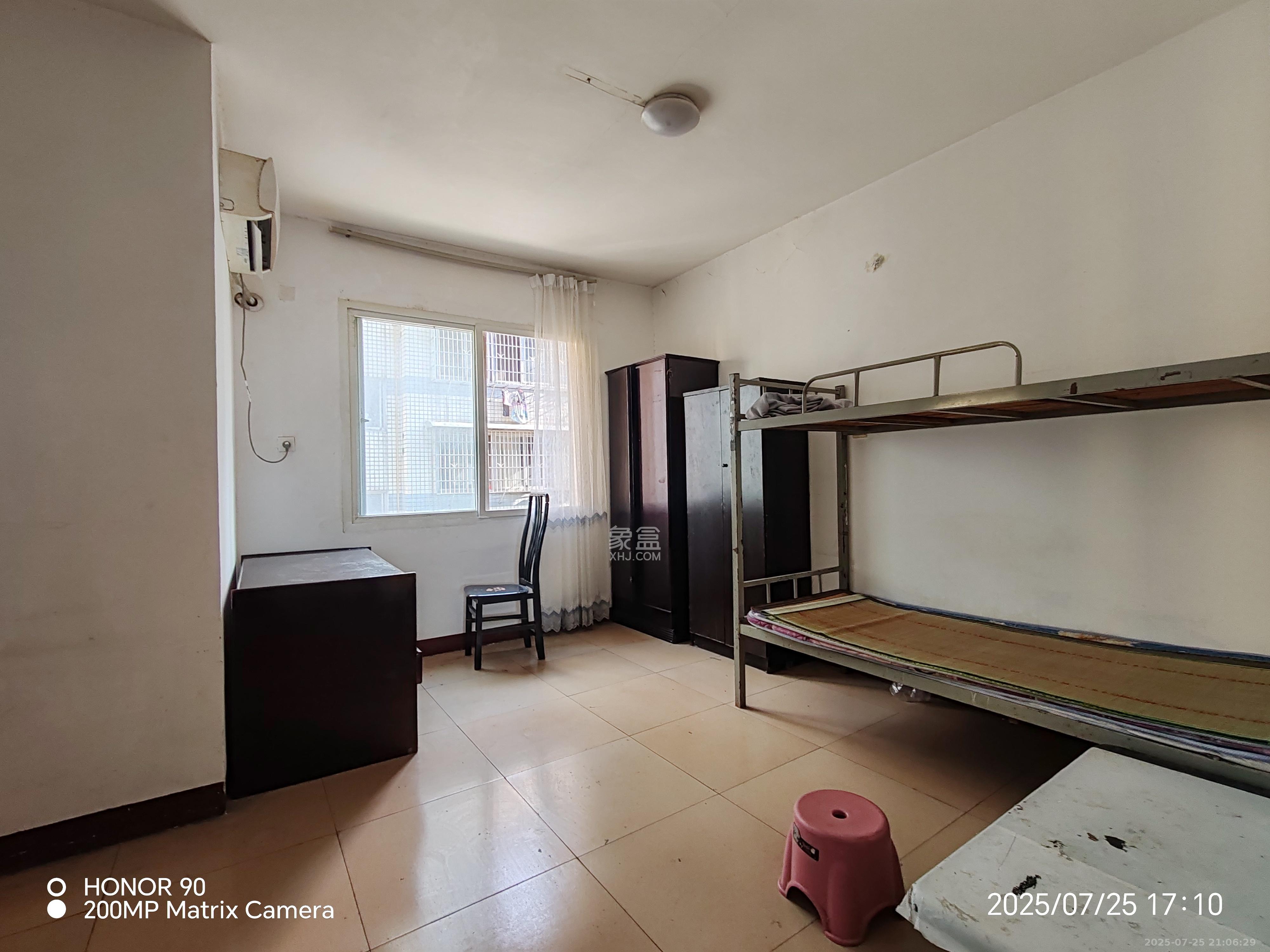 天韵家园 3室2厅1卫 1600.0元/月 天韵家园 3室2厅1卫 1600.0元/月室内图