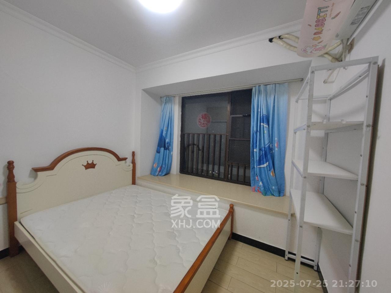 华润凤凰城三期 3室2厅1卫 2300.0元/月 华润凤凰城三期 3室2厅1卫 2300.0元/月室内图