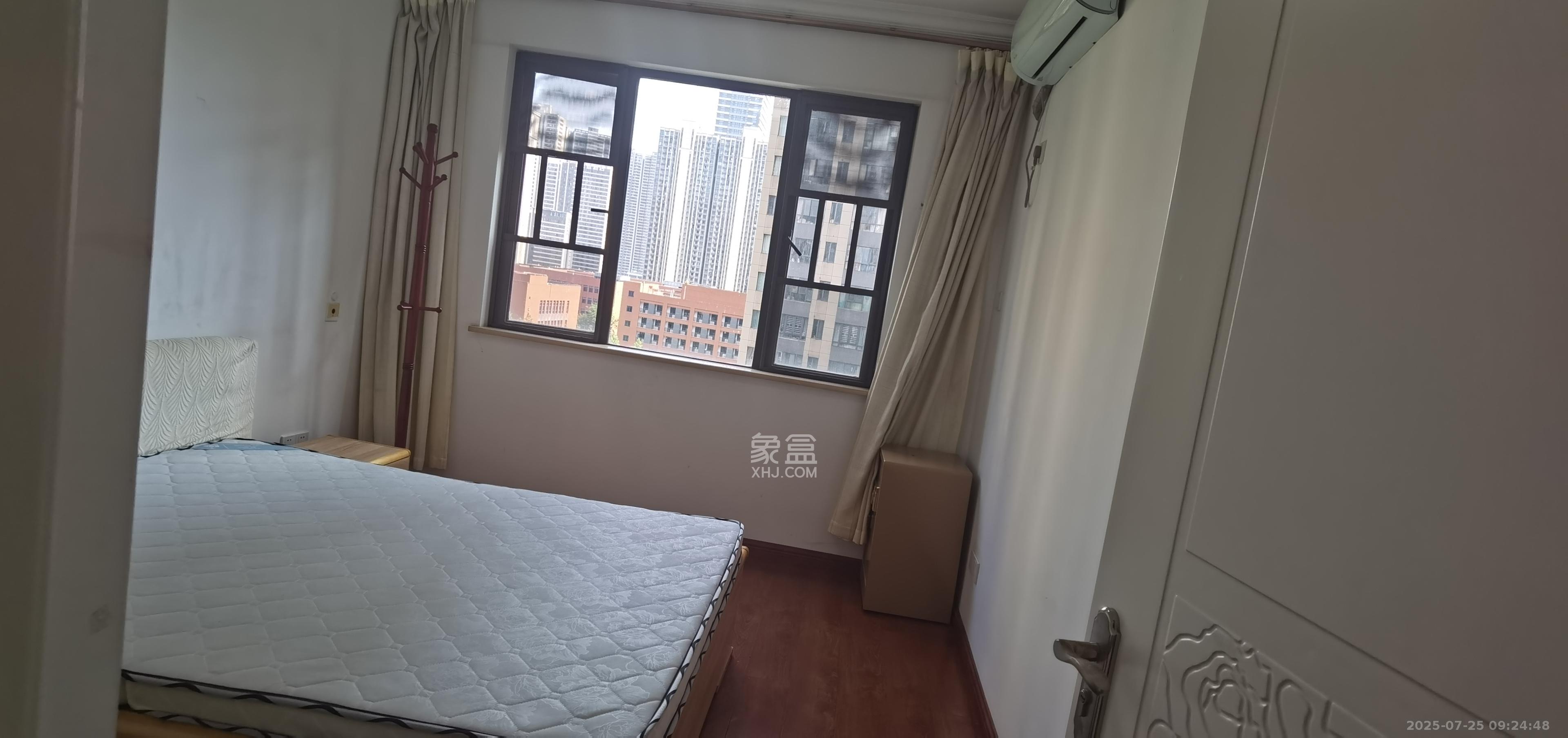 中国铁建梅溪青秀一期 3室2厅1卫 2500.0元/月 中国铁建梅溪青秀一期 3室2厅1卫 2500.0元/月室内图