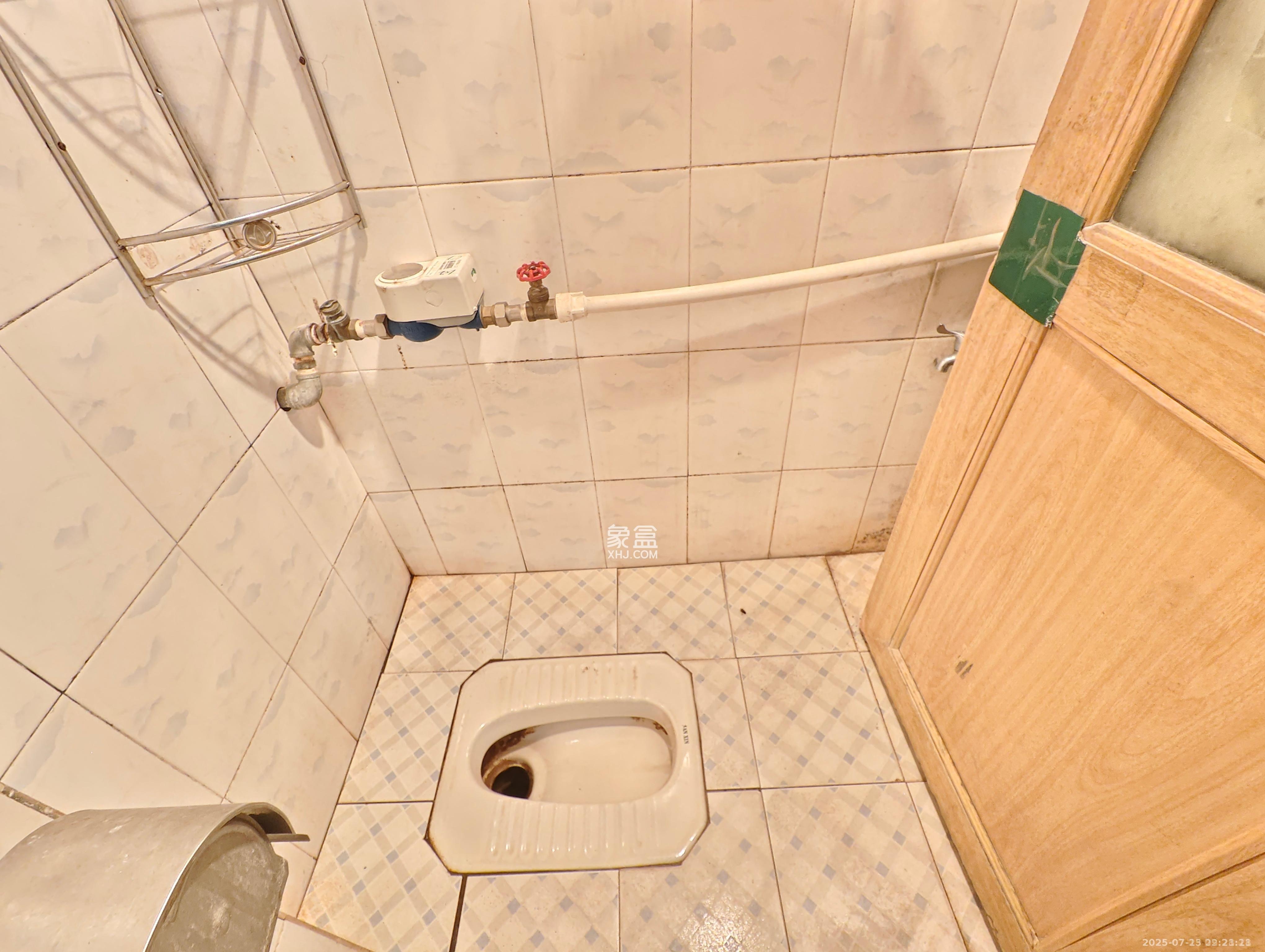 向韶村 2室1厅1卫 1500.0元/月 向韶村 2室1厅1卫 1500.0元/月室内图