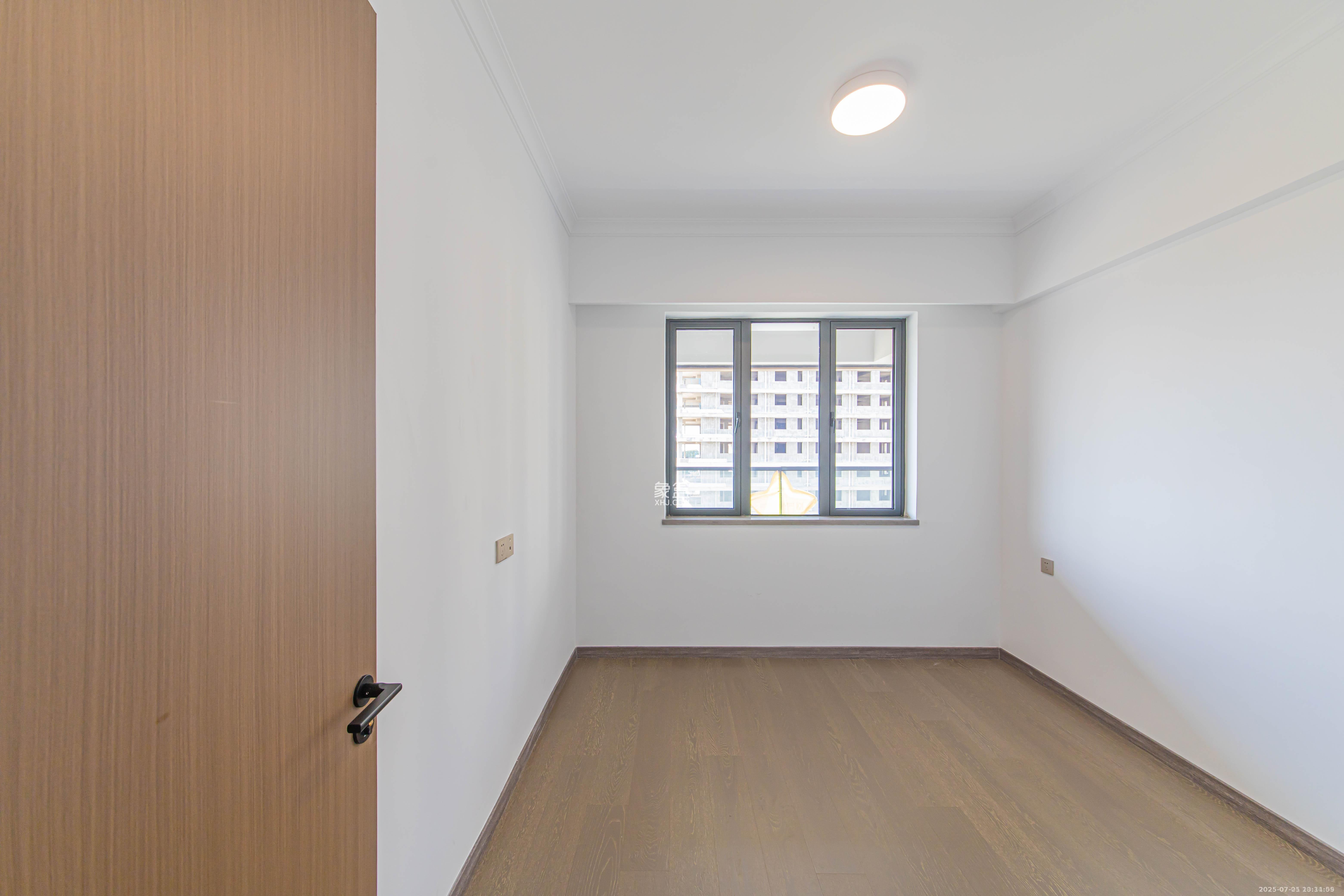 江悦和鸣  4室2厅2卫    6800.0元/月 江悦和鸣  4室2厅2卫    6800.0元/月室内图