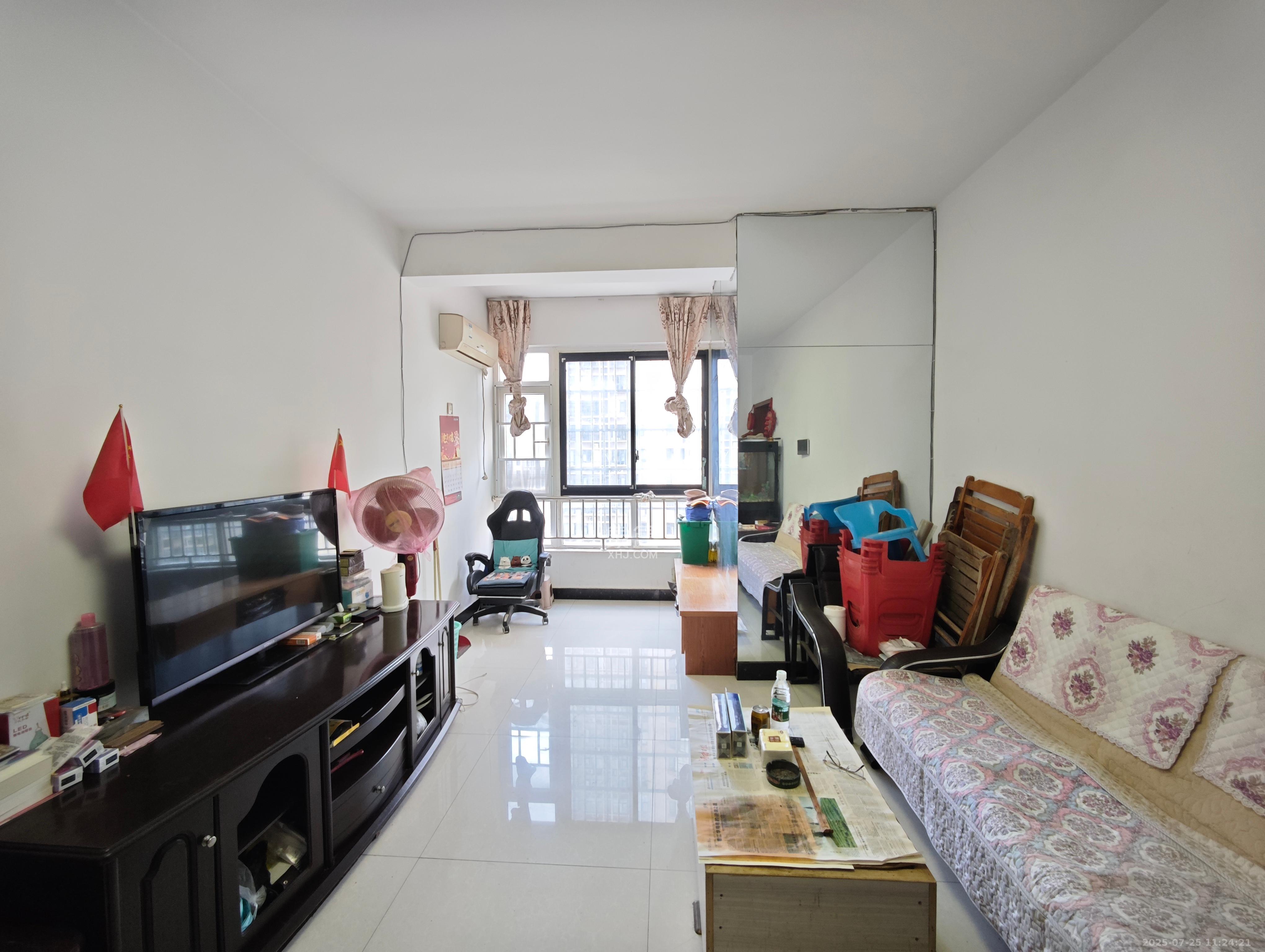 泊爱蓝湾 2室2厅1卫 2200.0元/月 泊爱蓝湾 2室2厅1卫 2200.0元/月室内图