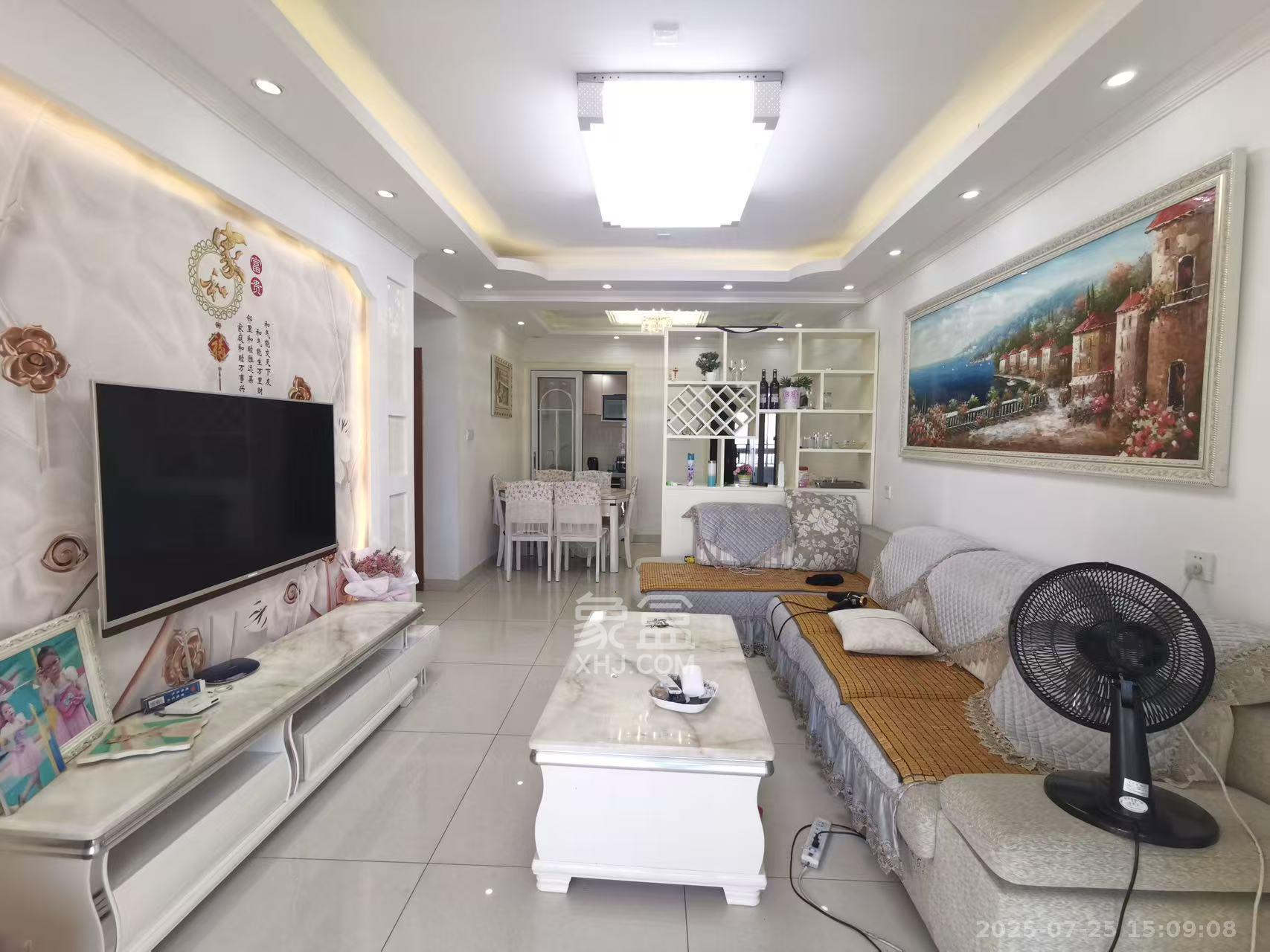 天麓尚层 2室2厅1卫 2200.0元/月 天麓尚层 2室2厅1卫 2200.0元/月室内图