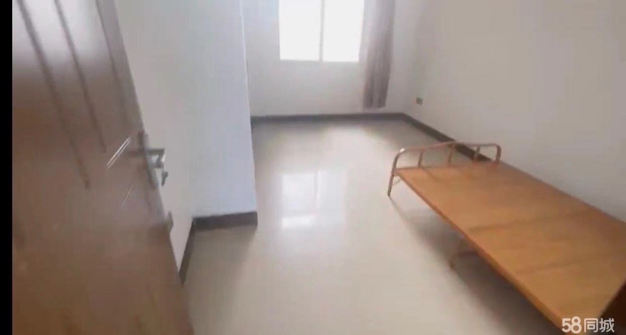 国信大厦 2室2厅1卫 1300.0元/月 国信大厦 2室2厅1卫 1300.0元/月室内图