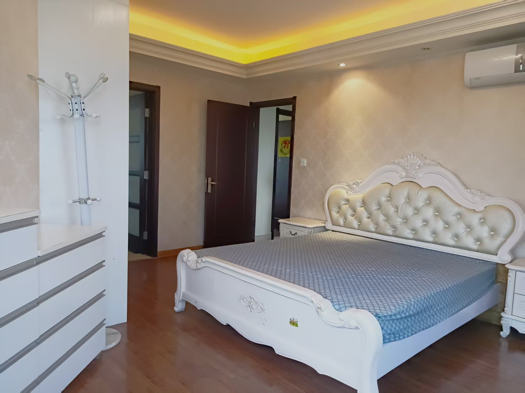 碧桂园 3室2厅2卫 1500.0元/月 碧桂园 3室2厅2卫 1500.0元/月室内图