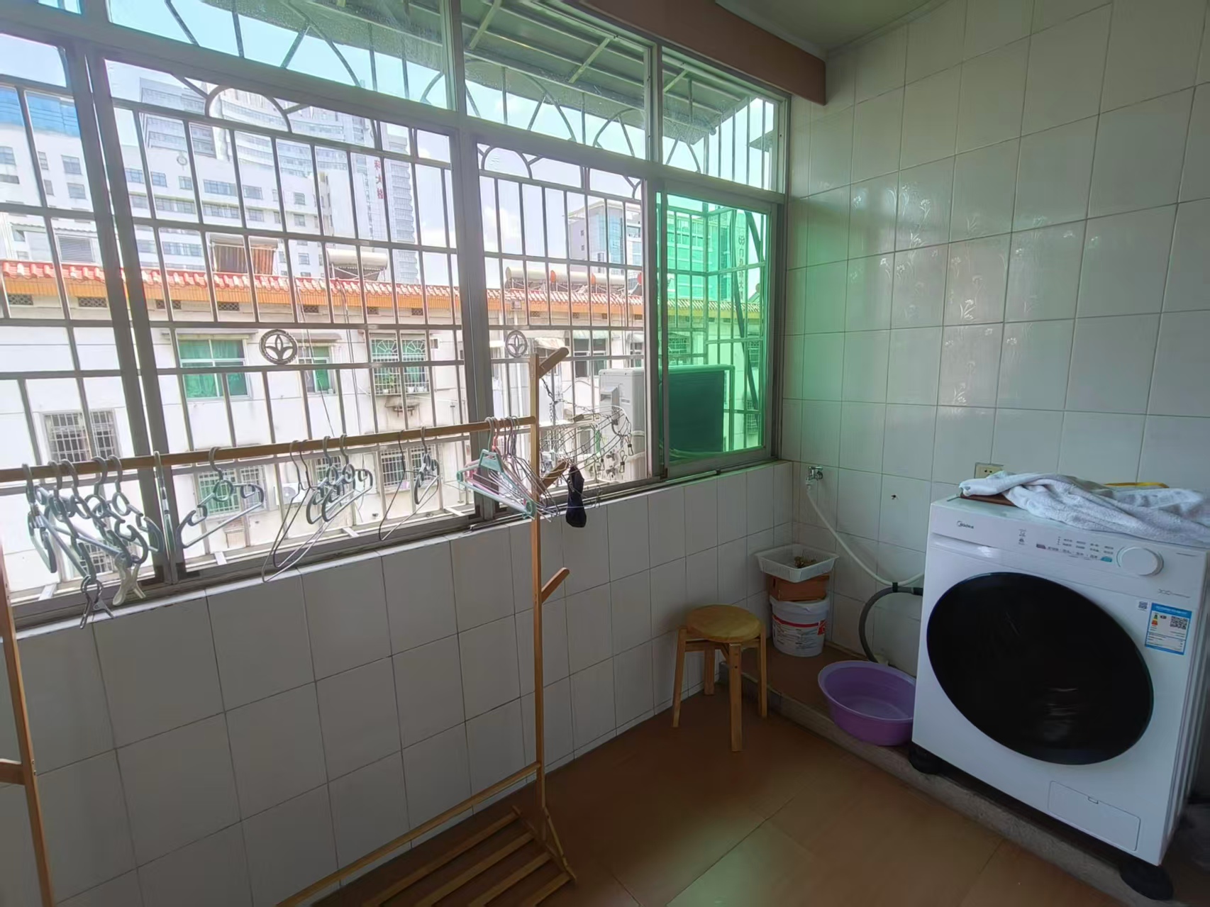 中心医院家属区 3室2厅1卫 1680.0元/月 中心医院家属区 3室2厅1卫 1680.0元/月室内图