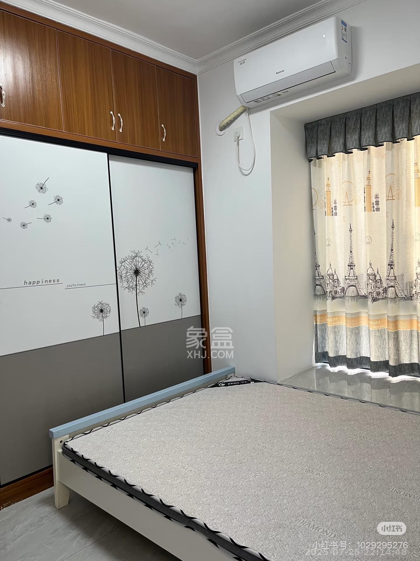 黑金时代广场 3室2厅2卫 2200.0元/月 黑金时代广场 3室2厅2卫 2200.0元/月室内图