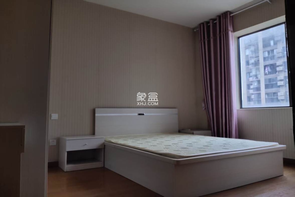 蓝色港湾  2室1厅1卫    1300.0元/月 蓝色港湾  2室1厅1卫    1300.0元/月室内图