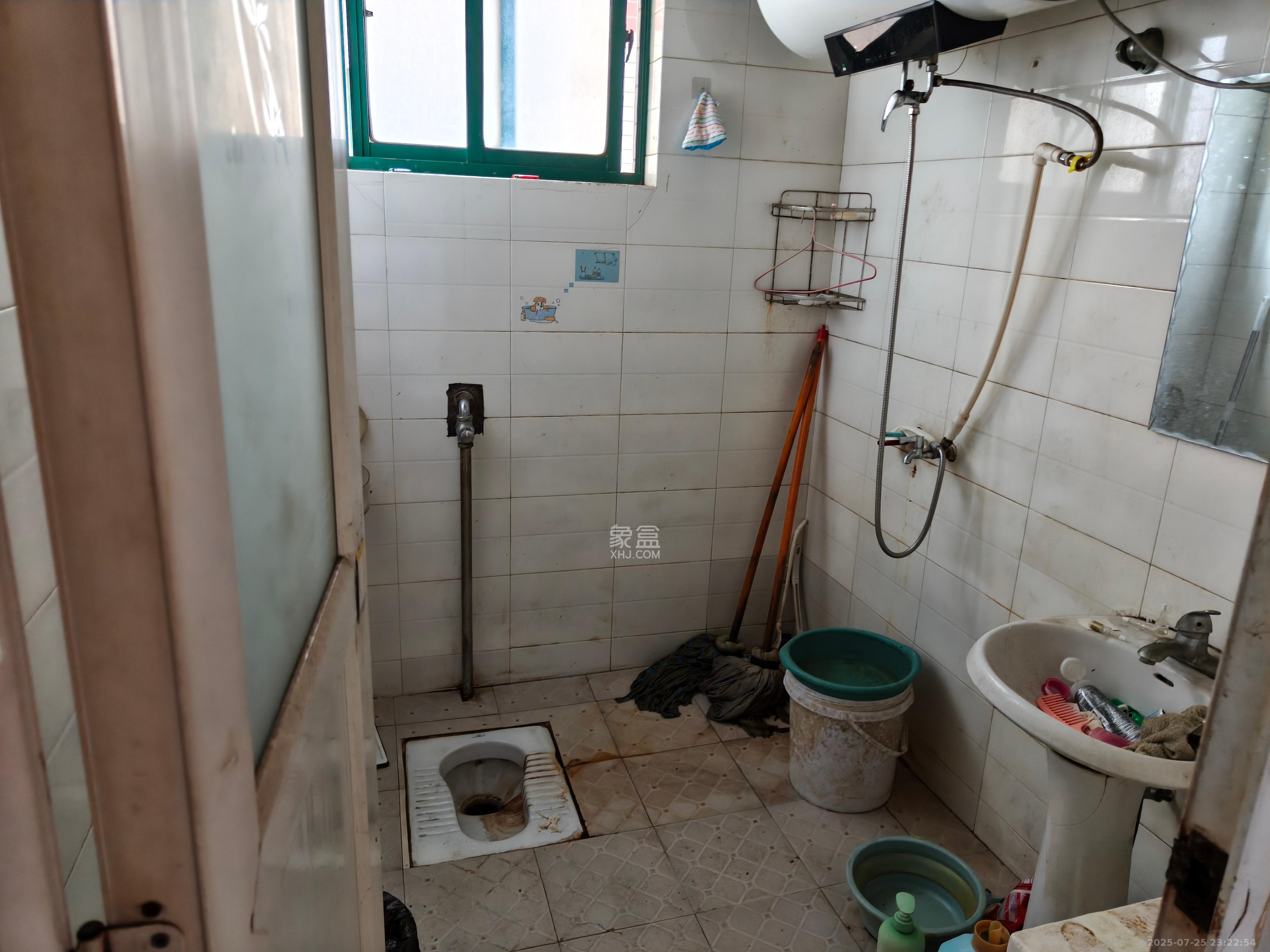 明城公寓 3室2厅1卫 2100.0元/月 明城公寓 3室2厅1卫 2100.0元/月室内图