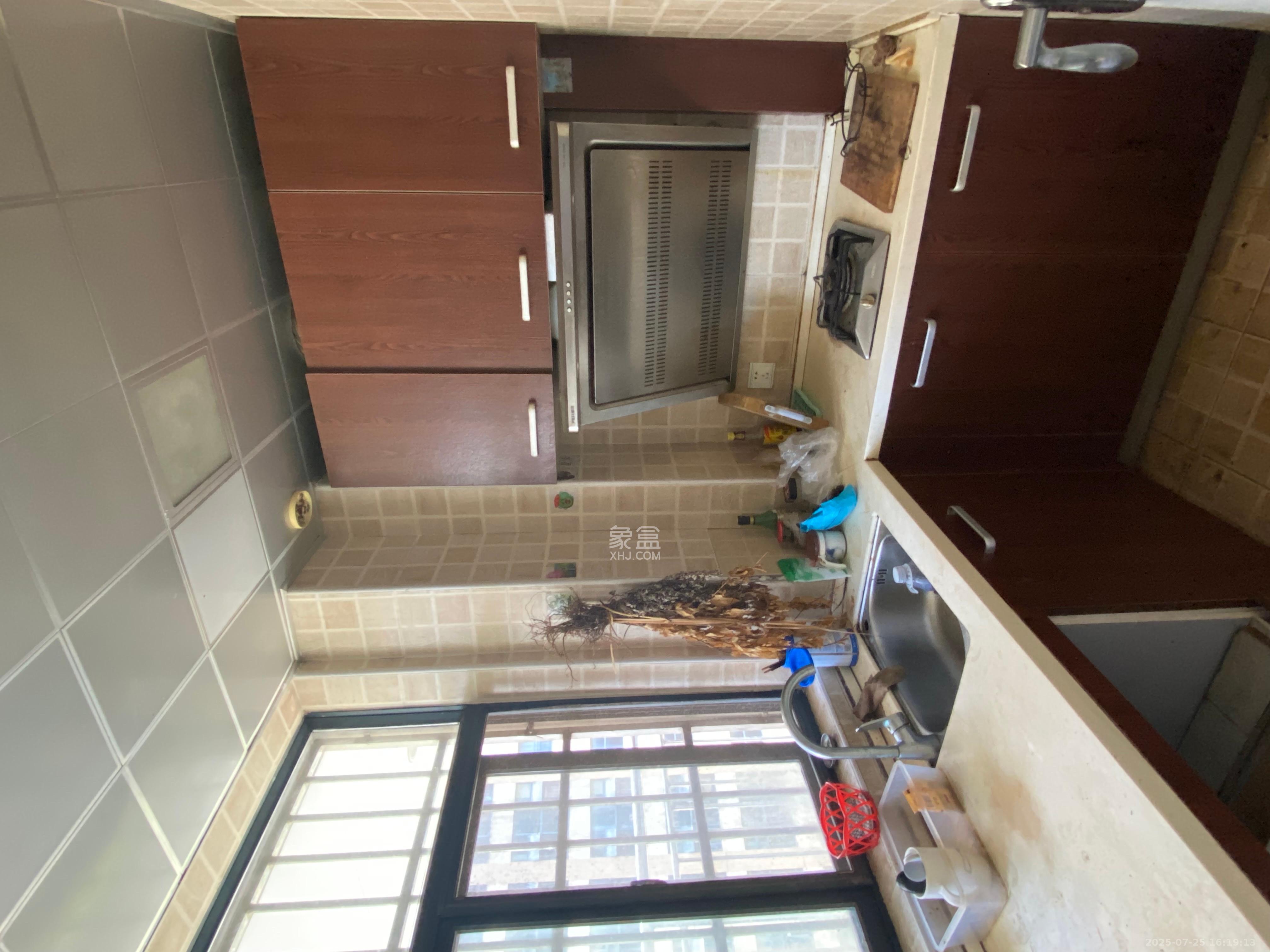 康乃馨老年生活示范城  1室1厅1卫    1200.0元/月 康乃馨老年生活示范城  1室1厅1卫    1200.0元/月室内图1