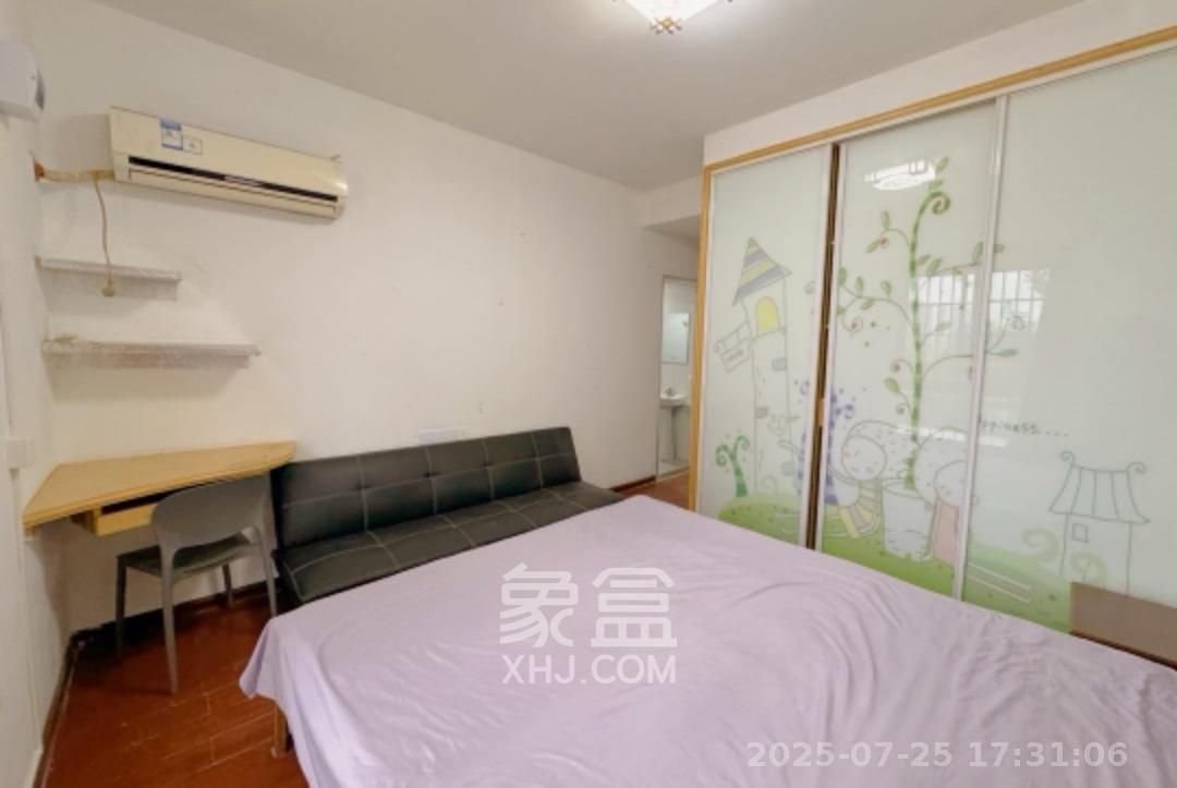 和馨园  1室1厅1卫    1300.0元/月 和馨园  1室1厅1卫    1300.0元/月室内图