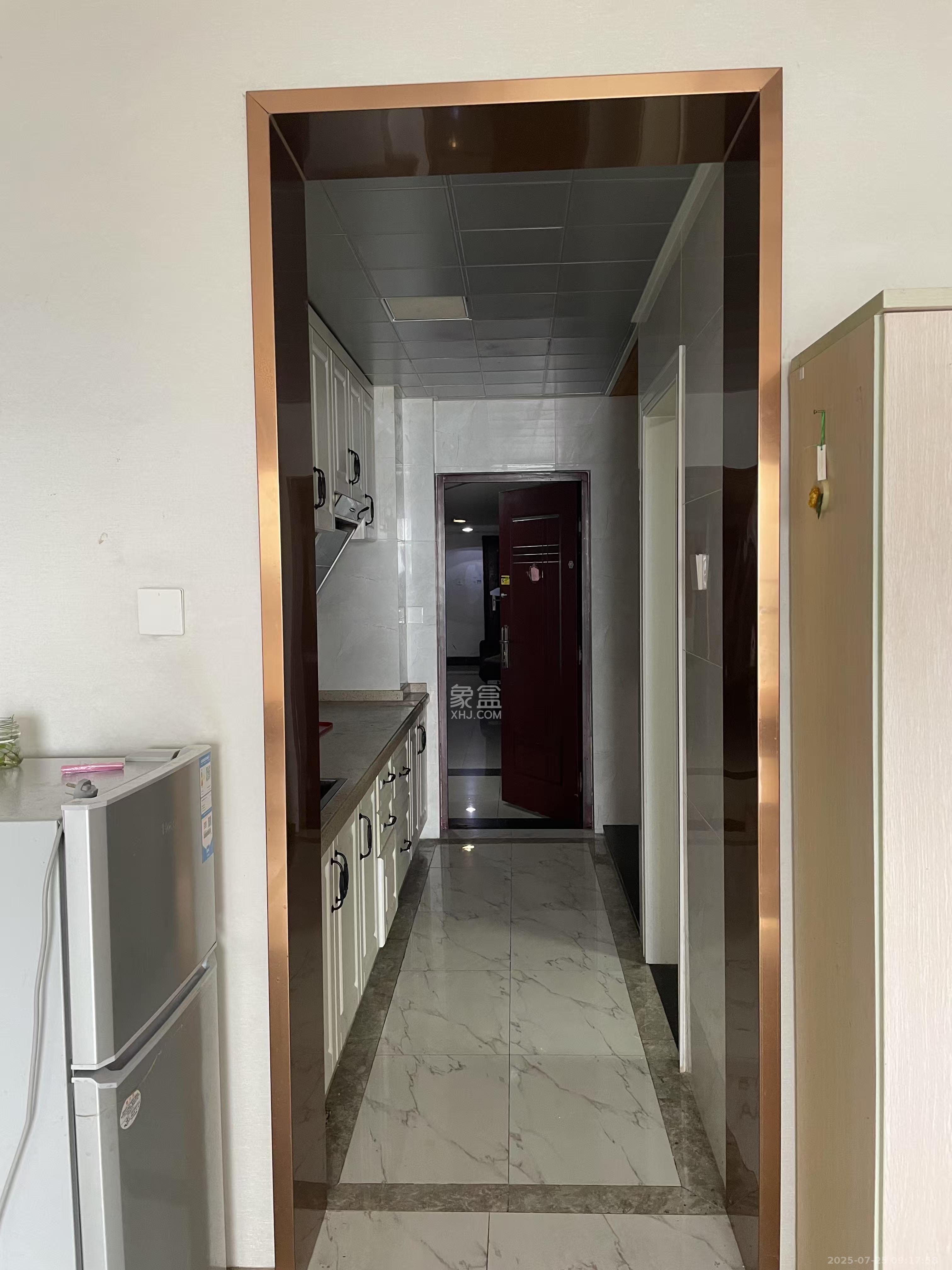 上河国际A座  1室1厅1卫    1600.0元/月 上河国际A座  1室1厅1卫    1600.0元/月室内图