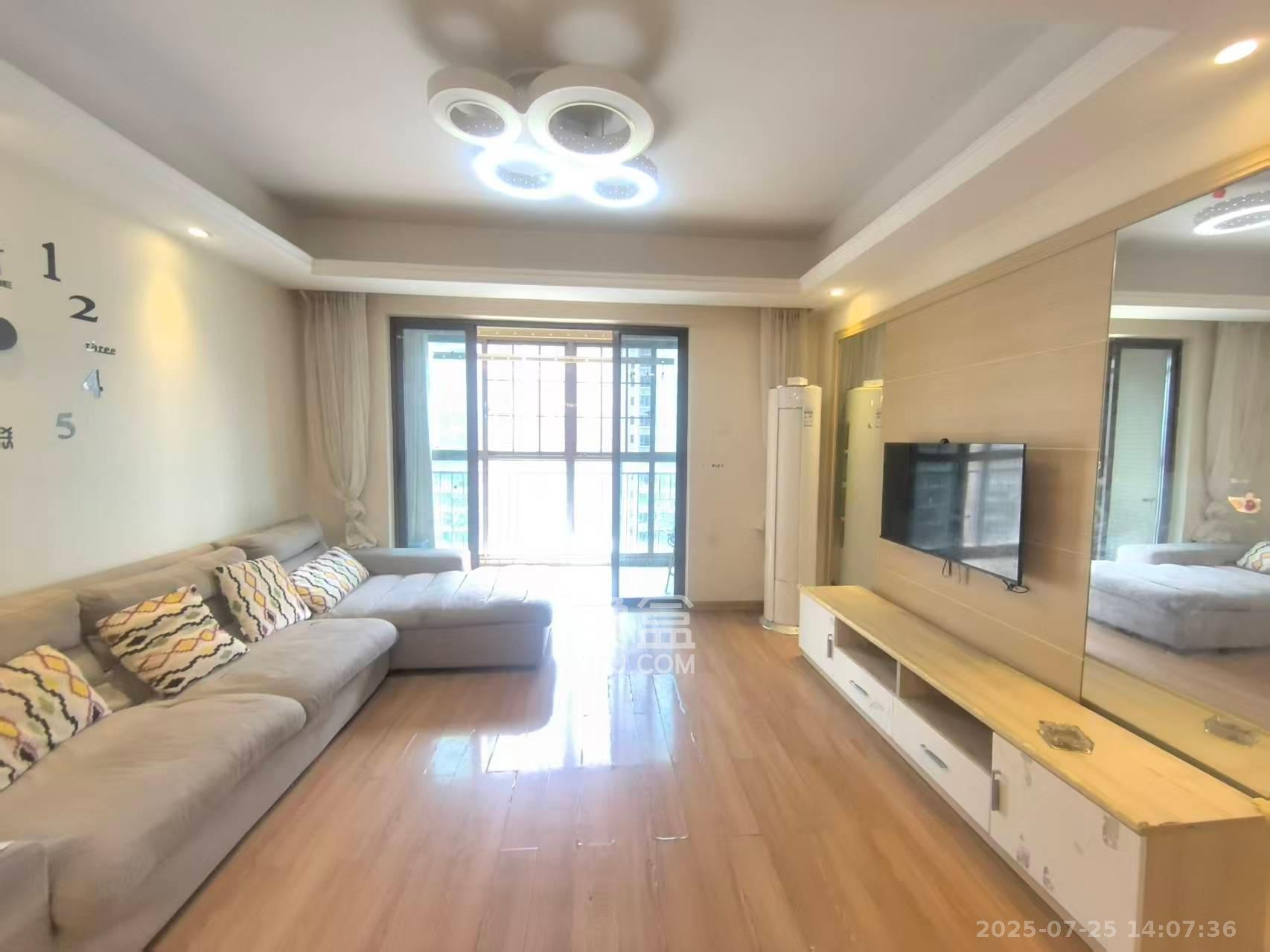 江山帝景哈佛  3室2厅1卫    2000.0元/月 江山帝景哈佛  3室2厅1卫    2000.0元/月