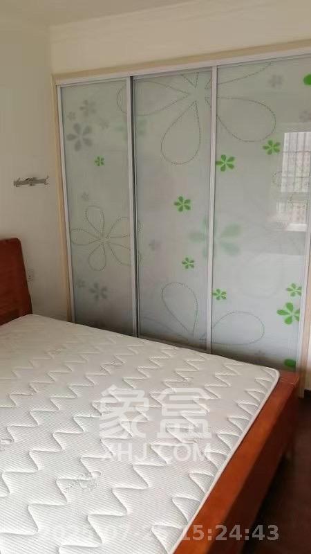 银太家园  3室2厅1卫   2400.00元/月室内图