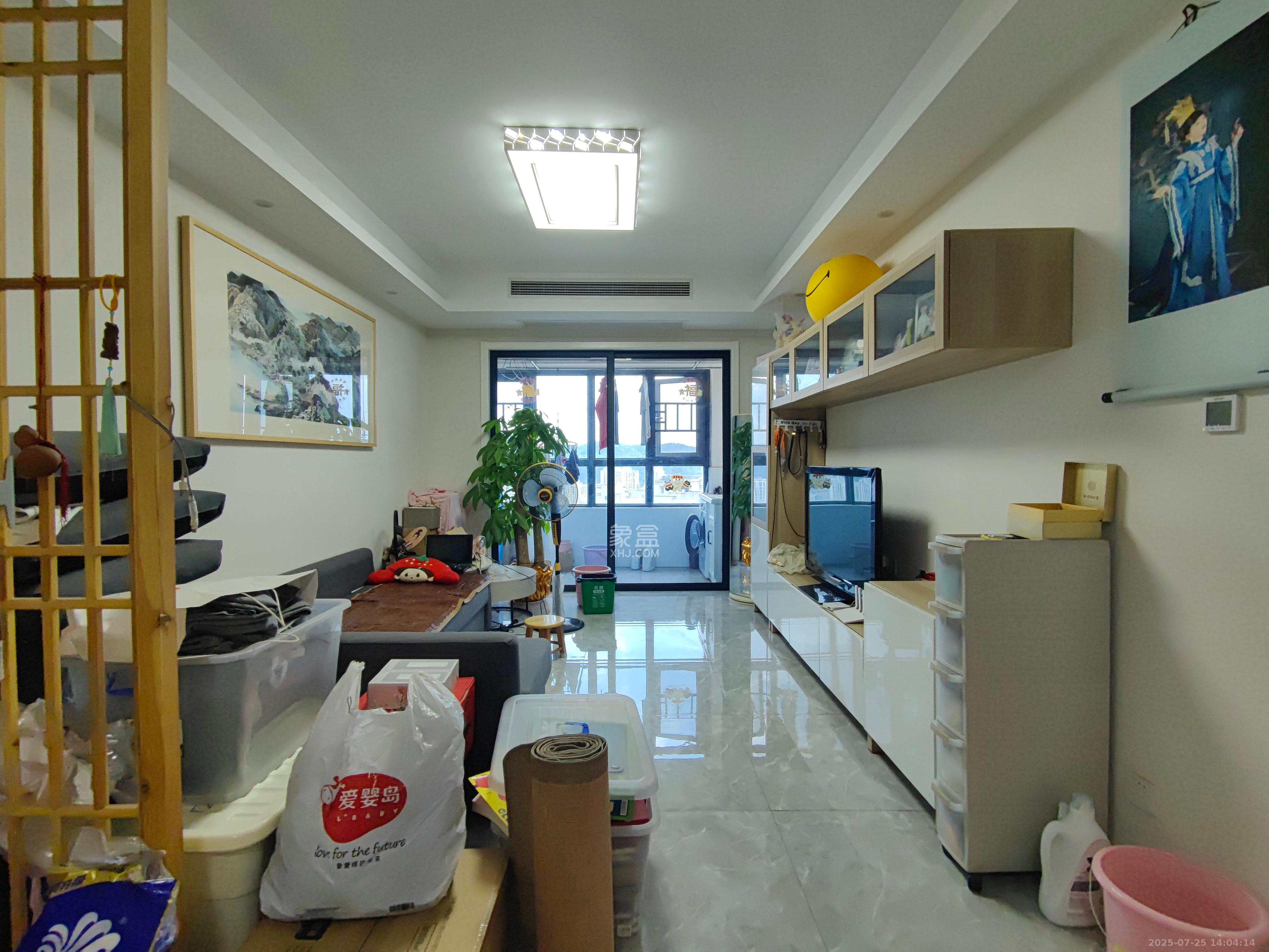 中建梅溪湖中心  3室2厅2卫   3500.00元/月