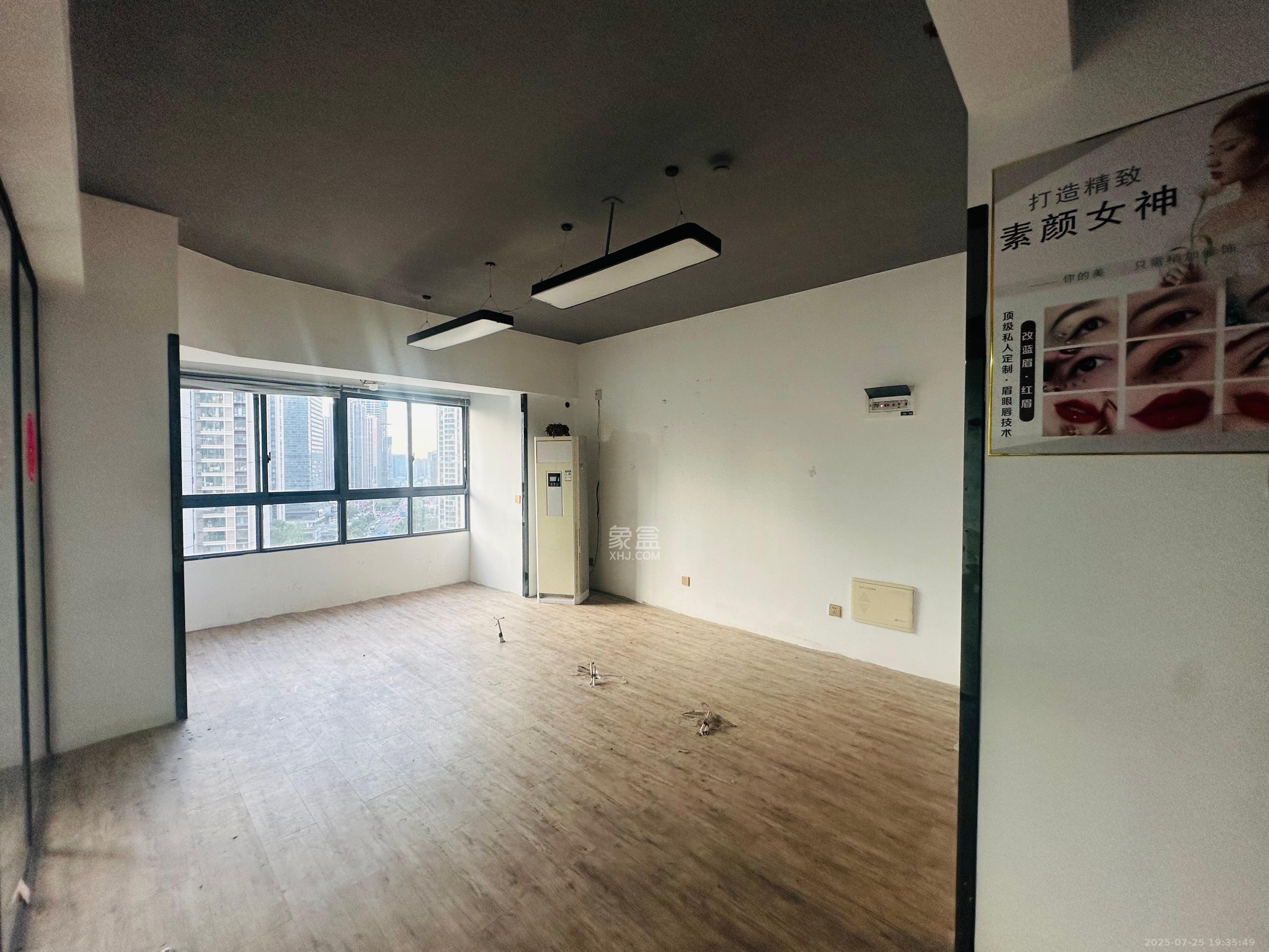 当代滨江MOMA 1室1厅1卫 3000.0元/月 当代滨江MOMA 1室1厅1卫 3000.0元/月室内图