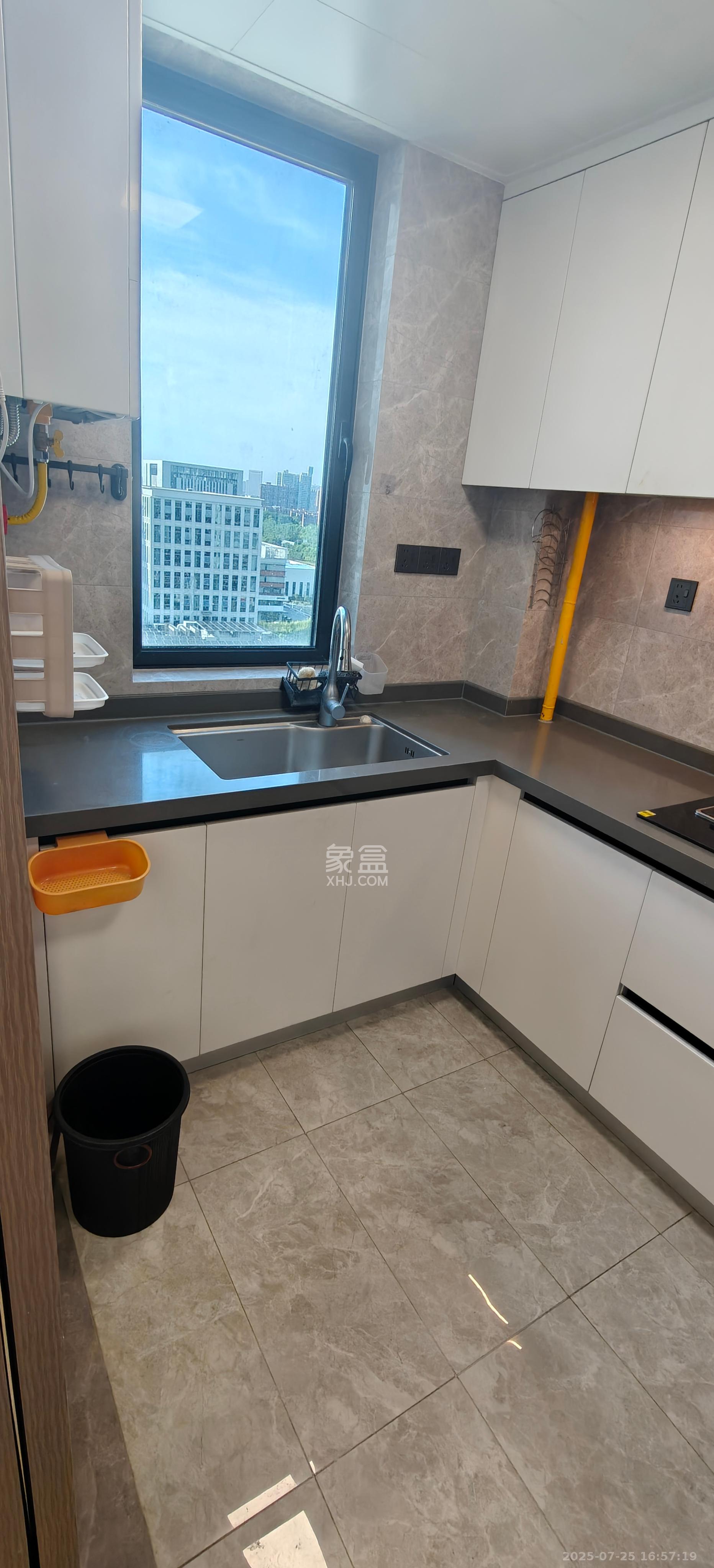 旭辉铂宸府 4室2厅2卫 2800.0元/月 旭辉铂宸府 4室2厅2卫 2800.0元/月室内图