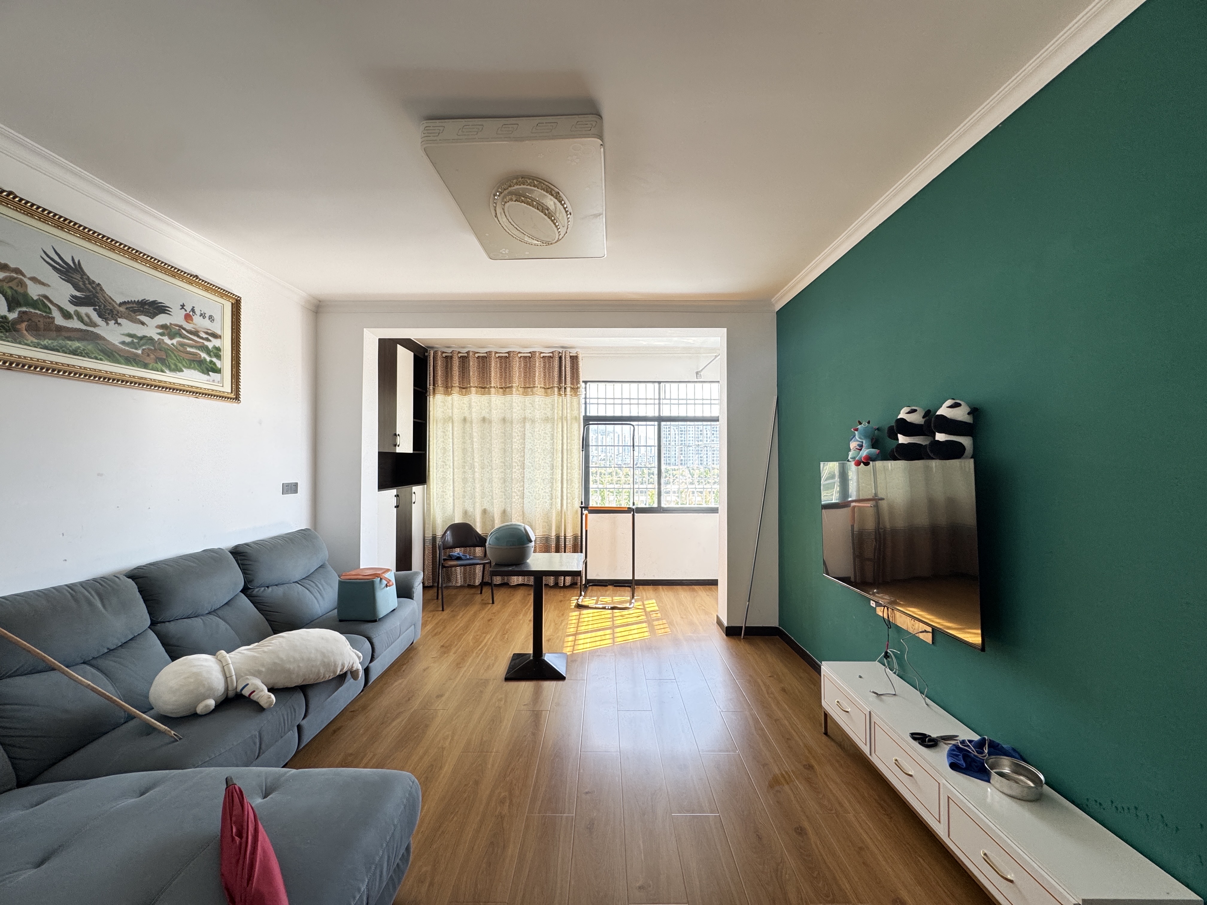 交通局宿舍  3室2厅1卫    1600.0元/月 交通局宿舍  3室2厅1卫    1600.0元/月