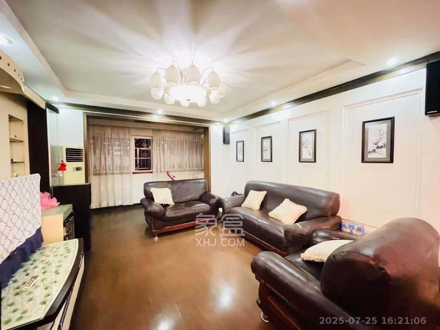 富绿新村 2室2厅1卫 1500.0元/月 富绿新村 2室2厅1卫 1500.0元/月室内图