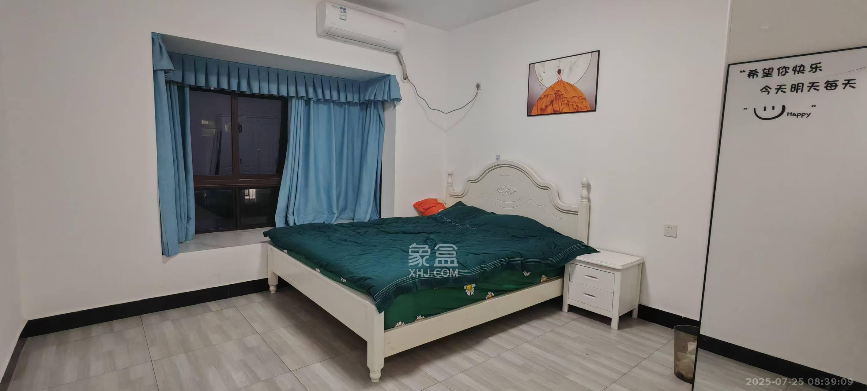 东方美地 4室2厅2卫 3600.0元/月 东方美地 4室2厅2卫 3600.0元/月室内图