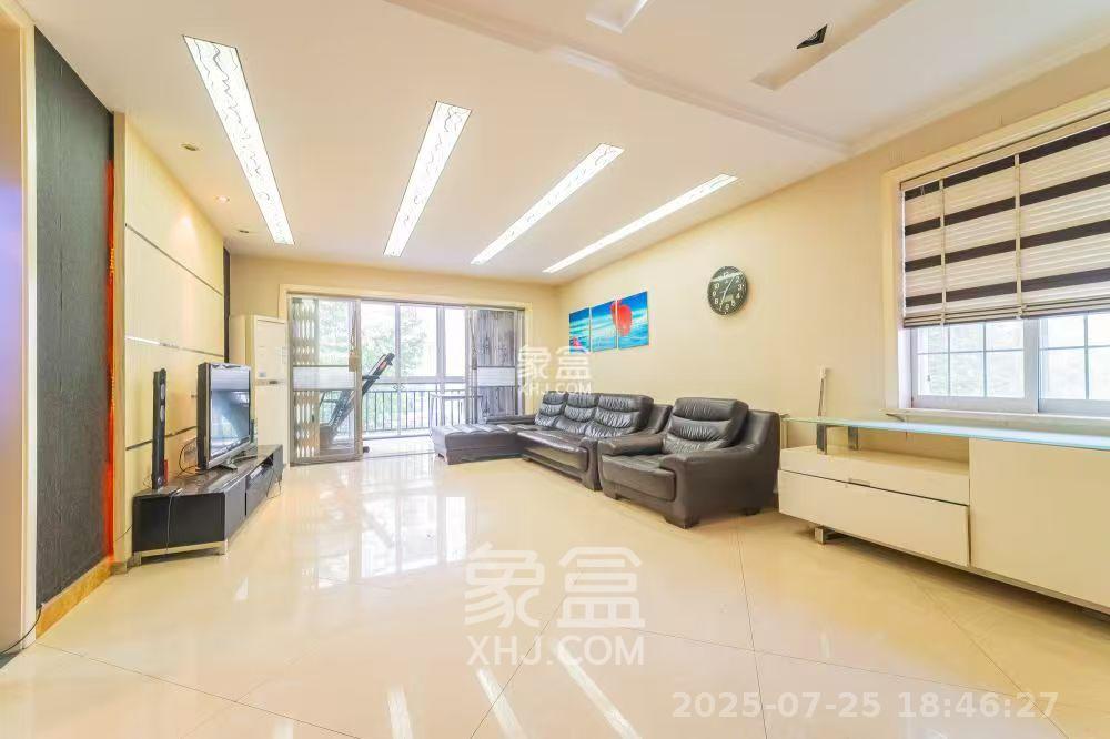 幸福里(幸福里一期) 5室2厅2卫 4280.0元/月 幸福里(幸福里一期) 5室2厅2卫 4280.0元/月室内图