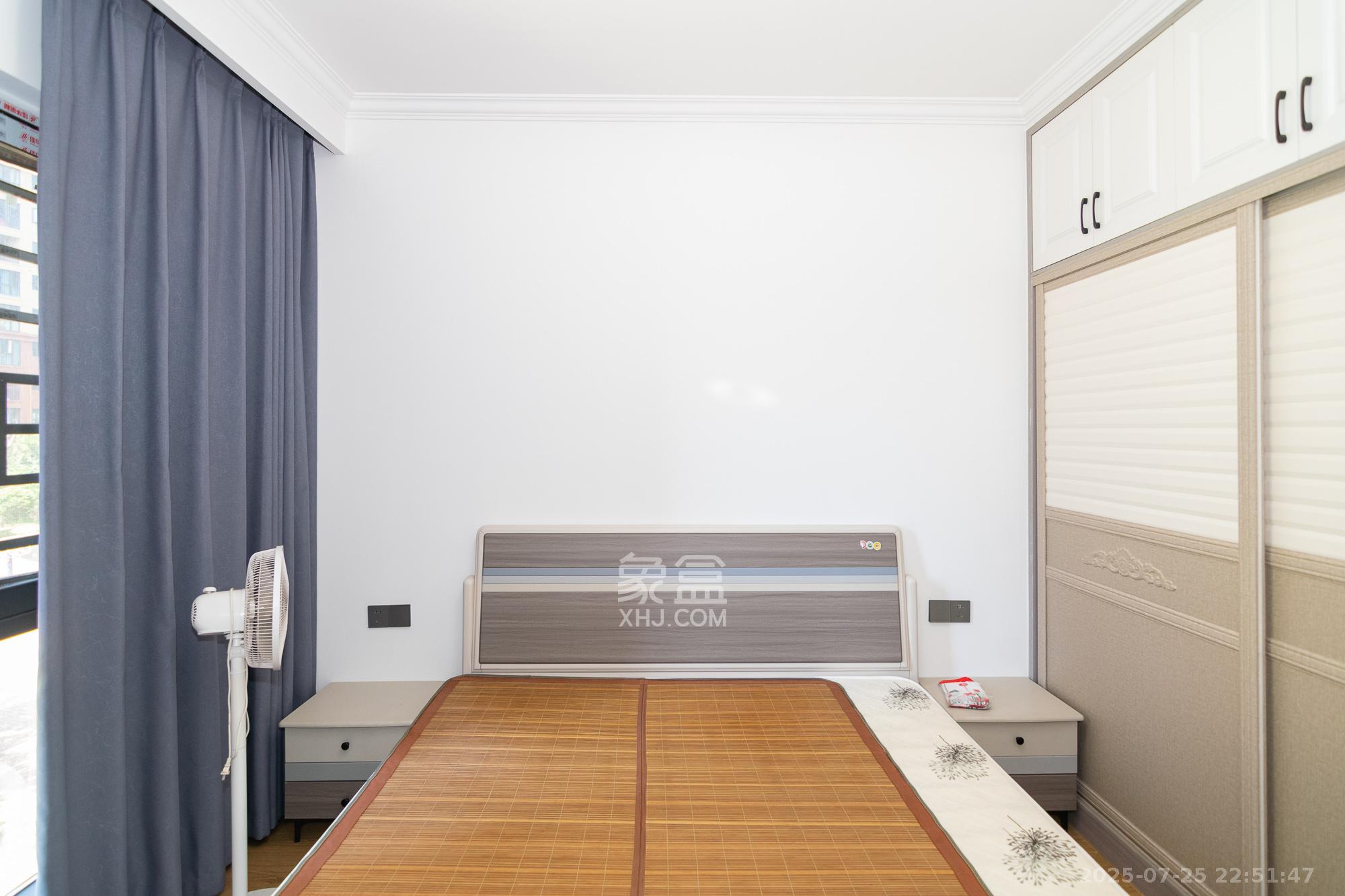 富兴悦府(富兴学府名邸) 3室2厅2卫 70.0万 富兴悦府(富兴学府名邸) 3室2厅2卫 70.0万卧室