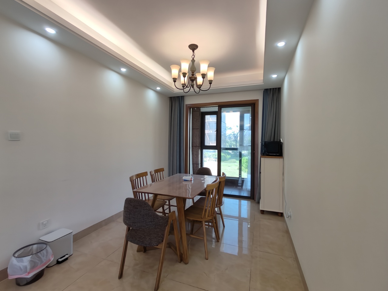 耀江西岸公馆 3室2厅1卫 3000.0元/月 耀江西岸公馆 3室2厅1卫 3000.0元/月室内图