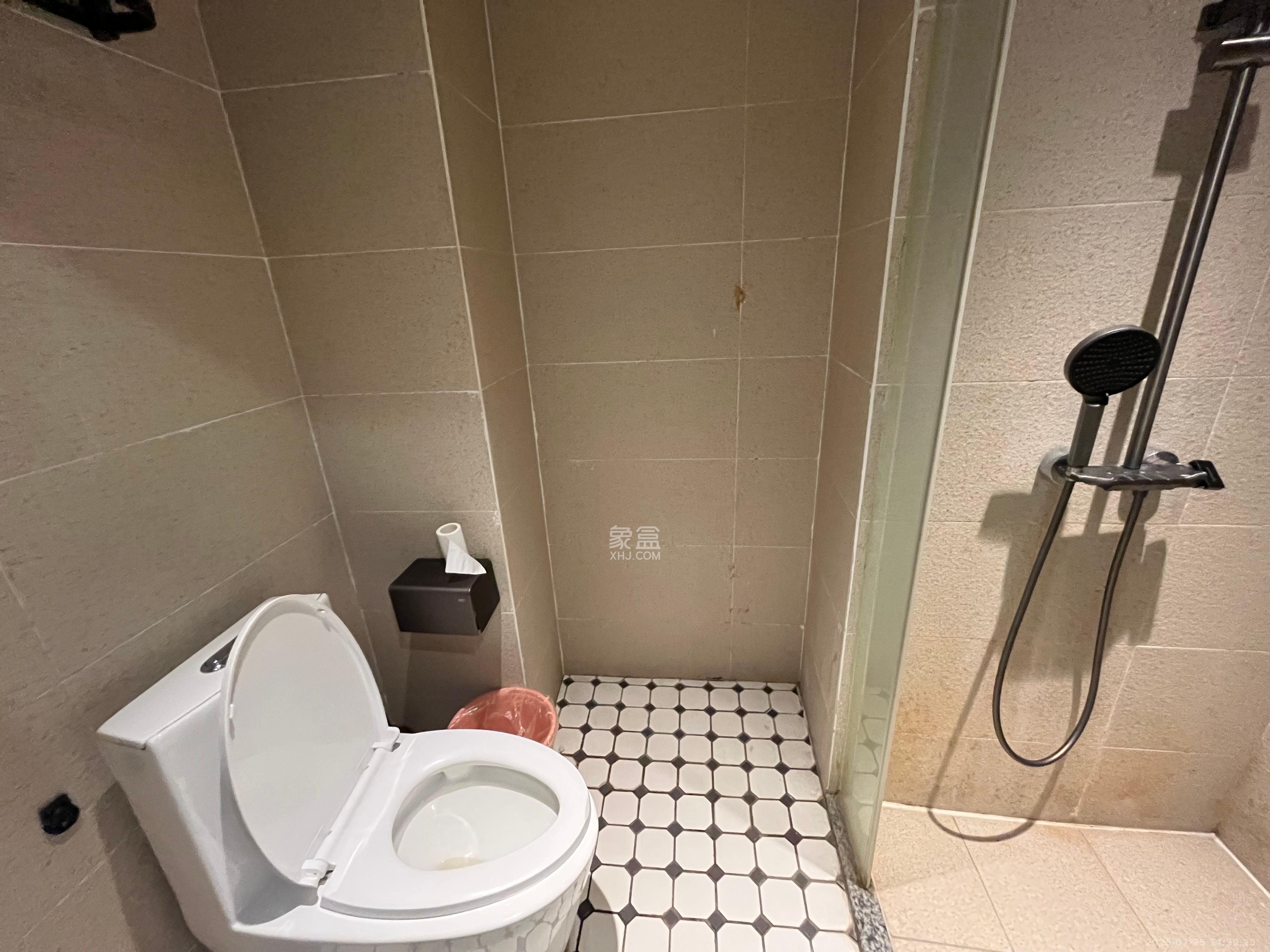 宇成开福广场   41.0㎡      1880.0元/月室内图