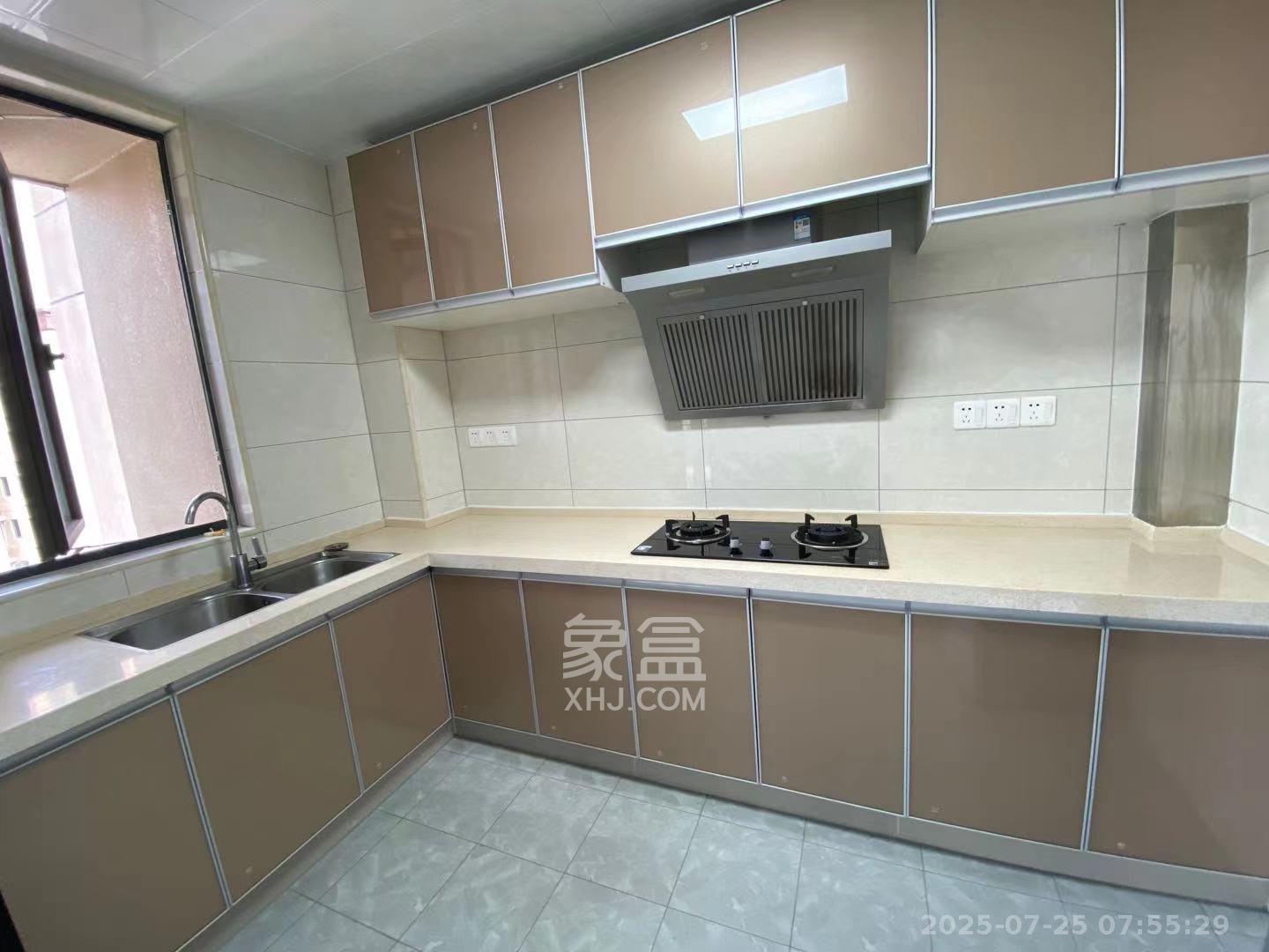 建发中央悦府 4室2厅2卫 3800.0元/月 建发中央悦府 4室2厅2卫 3800.0元/月室内图