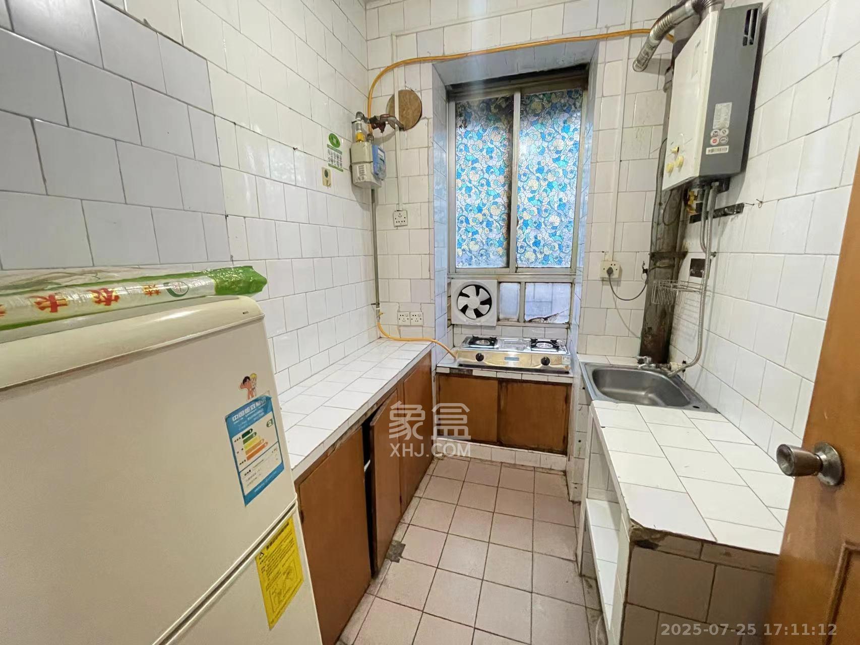 化油器厂宿舍  2室1厅1卫    1800.0元/月室内图