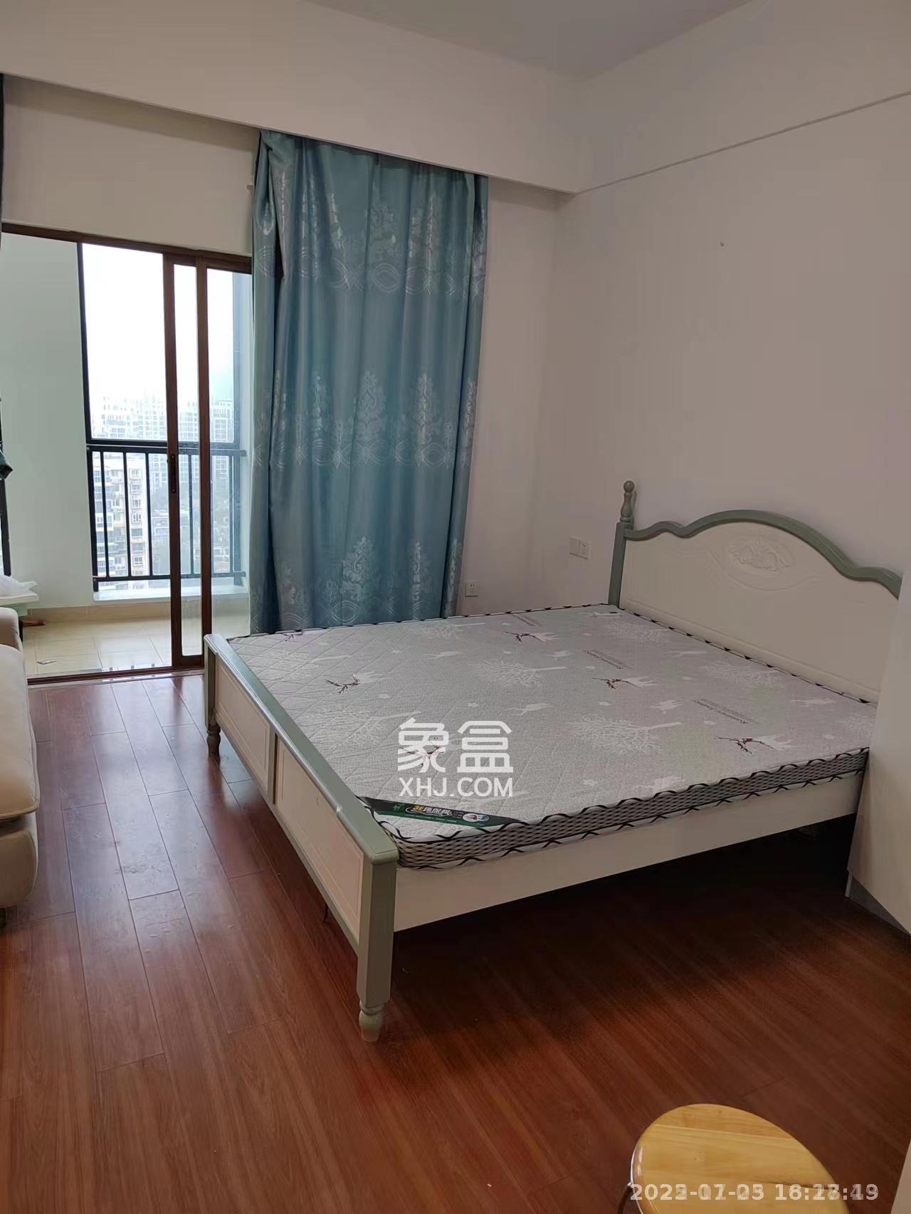 荣泰广场 1室1厅1卫 2200.0元/月 荣泰广场 1室1厅1卫 2200.0元/月室内图