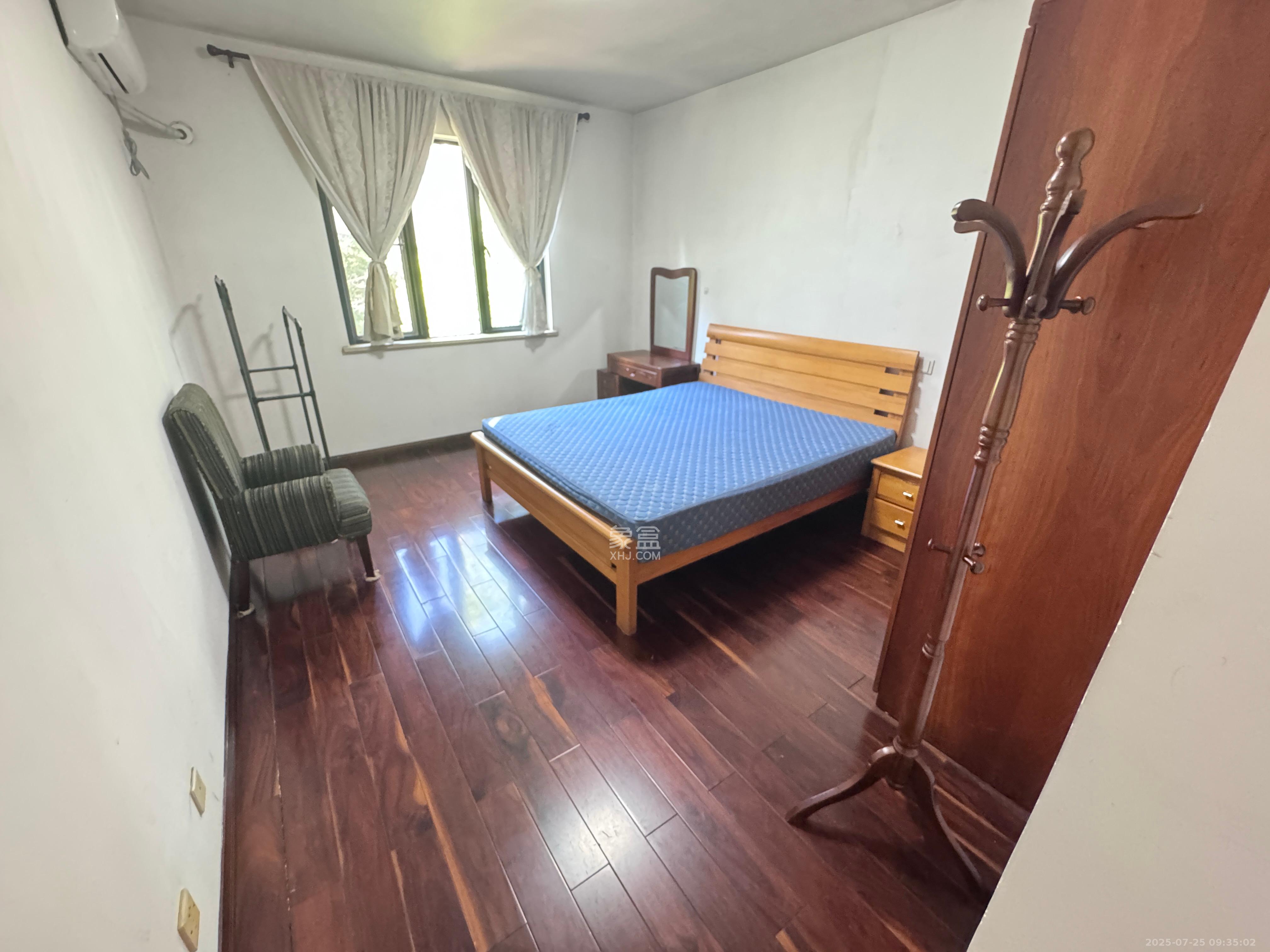 绿城桂花城  2室2厅1卫    2500.0元/月 绿城桂花城  2室2厅1卫    2500.0元/月室内图