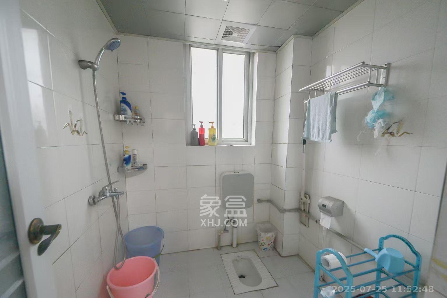 化油器厂宿舍 3室2厅1卫 2500.0元/月 化油器厂宿舍 3室2厅1卫 2500.0元/月室内图