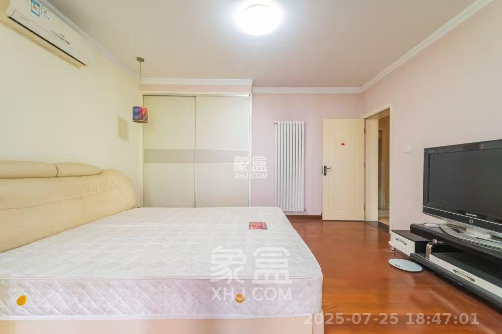 幸福里(幸福里一期) 5室2厅2卫 4280.0元/月 幸福里(幸福里一期) 5室2厅2卫 4280.0元/月室内图