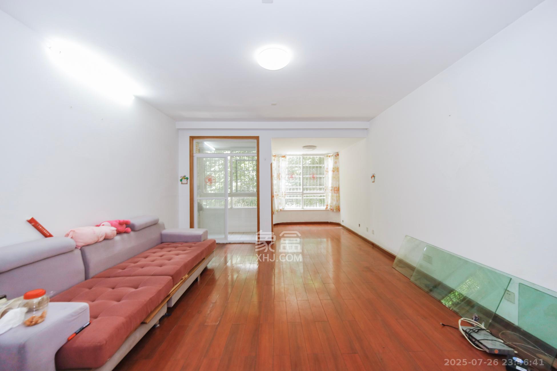 山水庭院  2室2厅1卫    56.0万 山水庭院  2室2厅1卫    56.0万