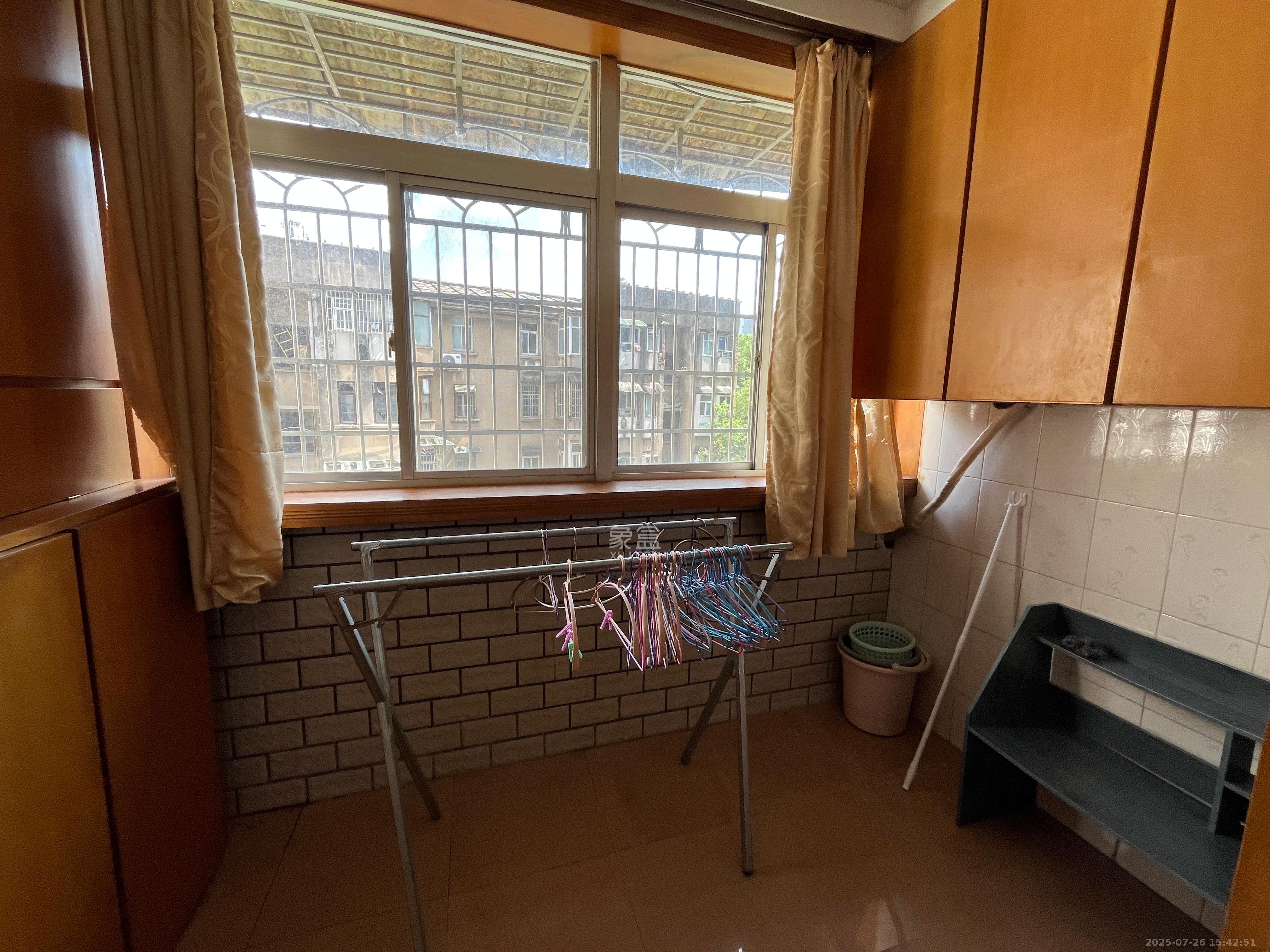 化工设计院  3室2厅1卫    1600.0元/月室内图