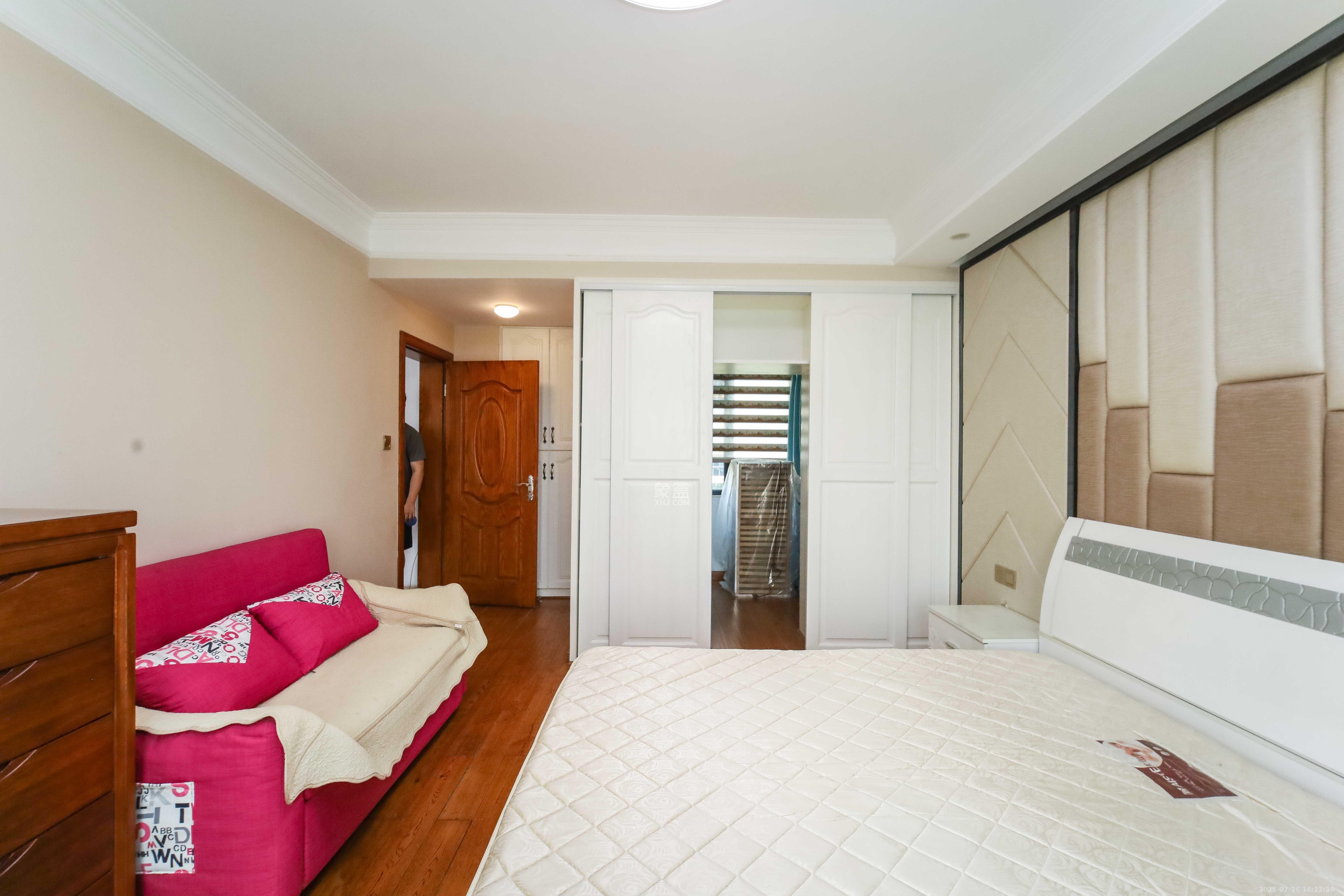 长房白沙湾 3室2厅2卫 158.0万 长房白沙湾 3室2厅2卫 158.0万卧室