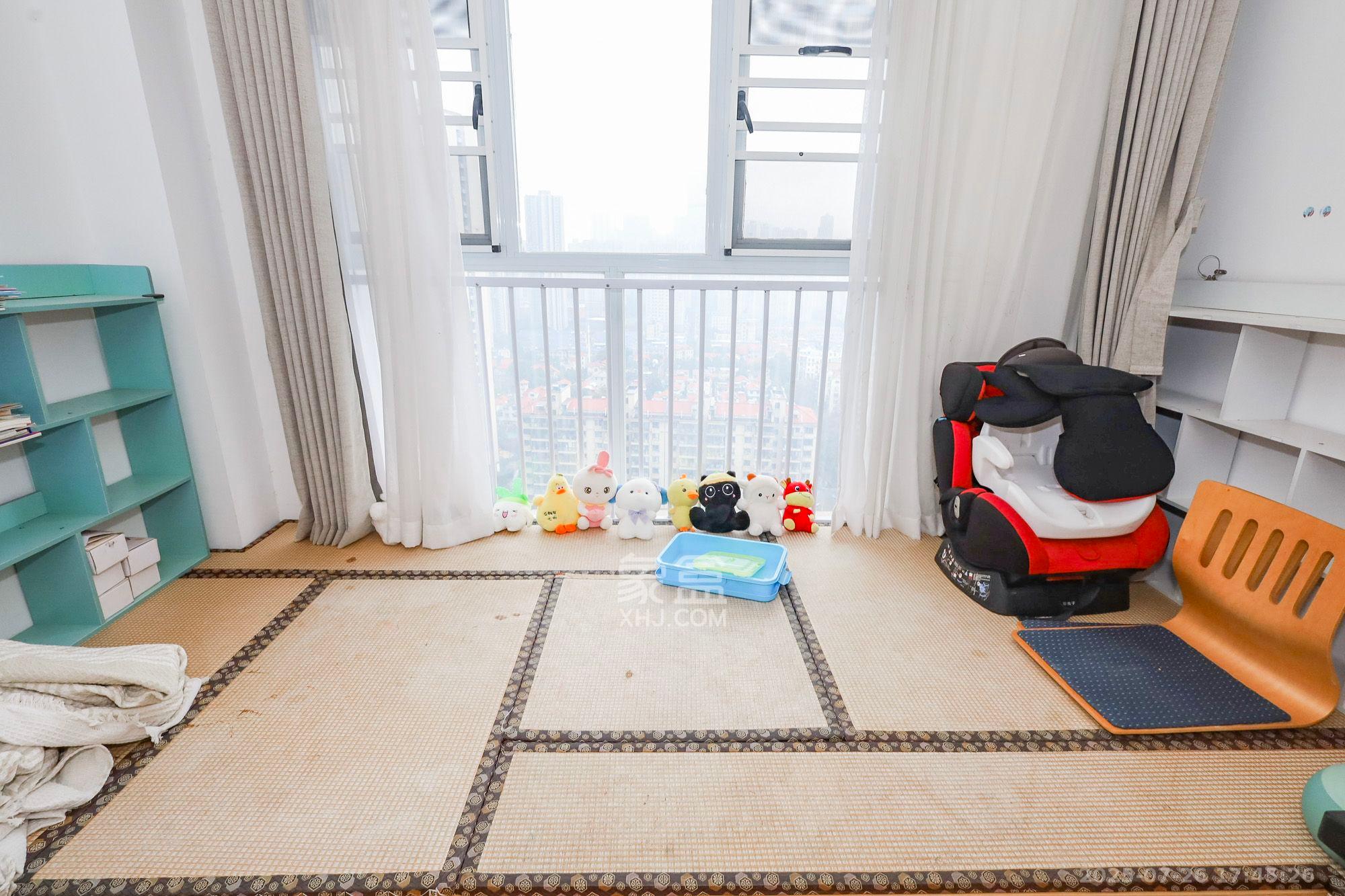 当代滨江MOMA 3室2厅1卫 3200.0元/月 当代滨江MOMA 3室2厅1卫 3200.0元/月室内图