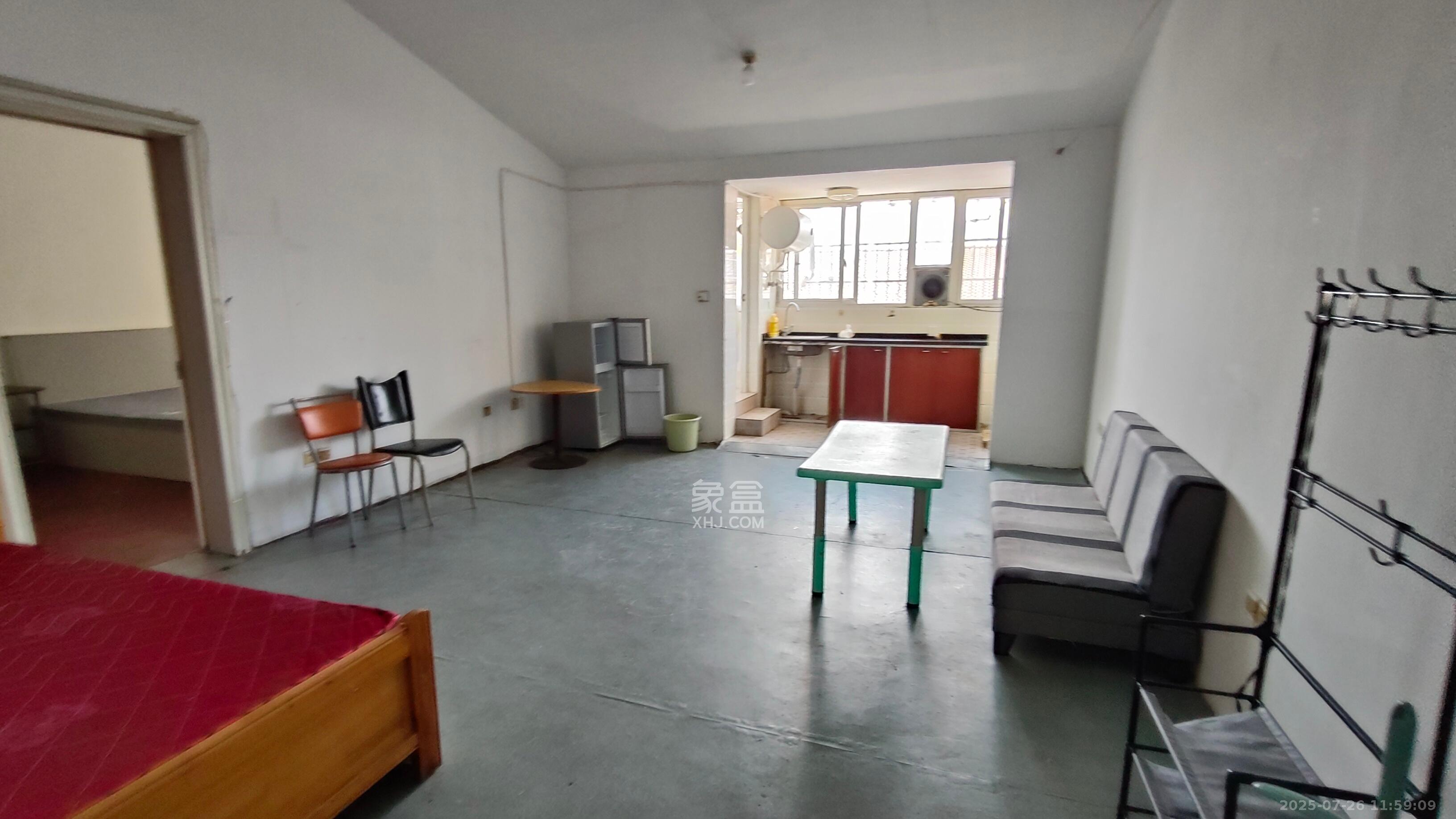 湘绣城  2室1厅1卫    700.0元/月 湘绣城  2室1厅1卫    700.0元/月室内图