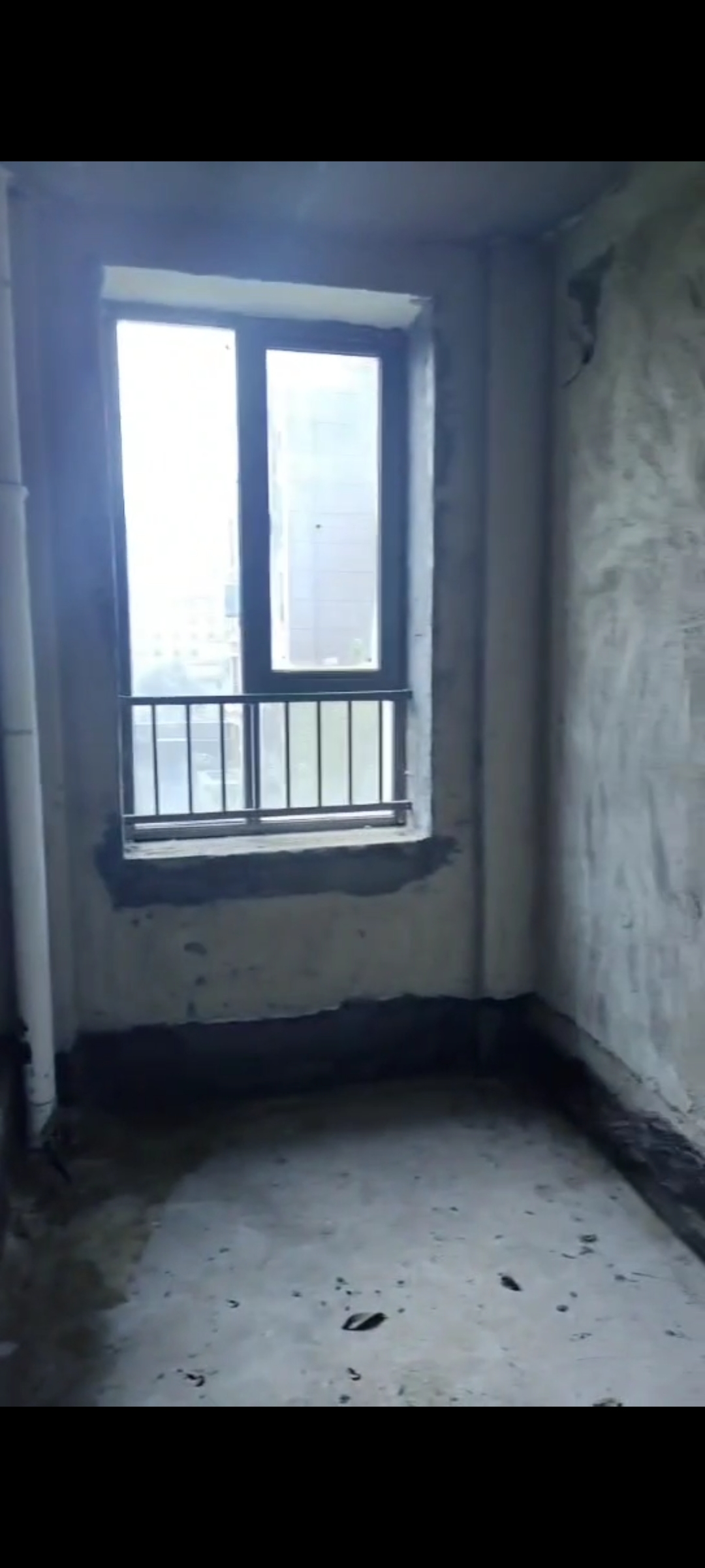 悦江山 5室2厅2卫 120.0万 悦江山 5室2厅2卫 120.0万客厅