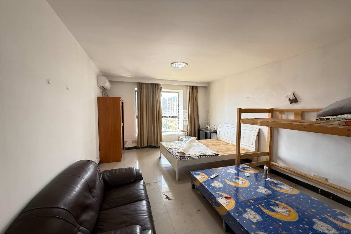 世嘉国际华城  3室2厅2卫    3100.0元/月 世嘉国际华城  3室2厅2卫    3100.0元/月室内图