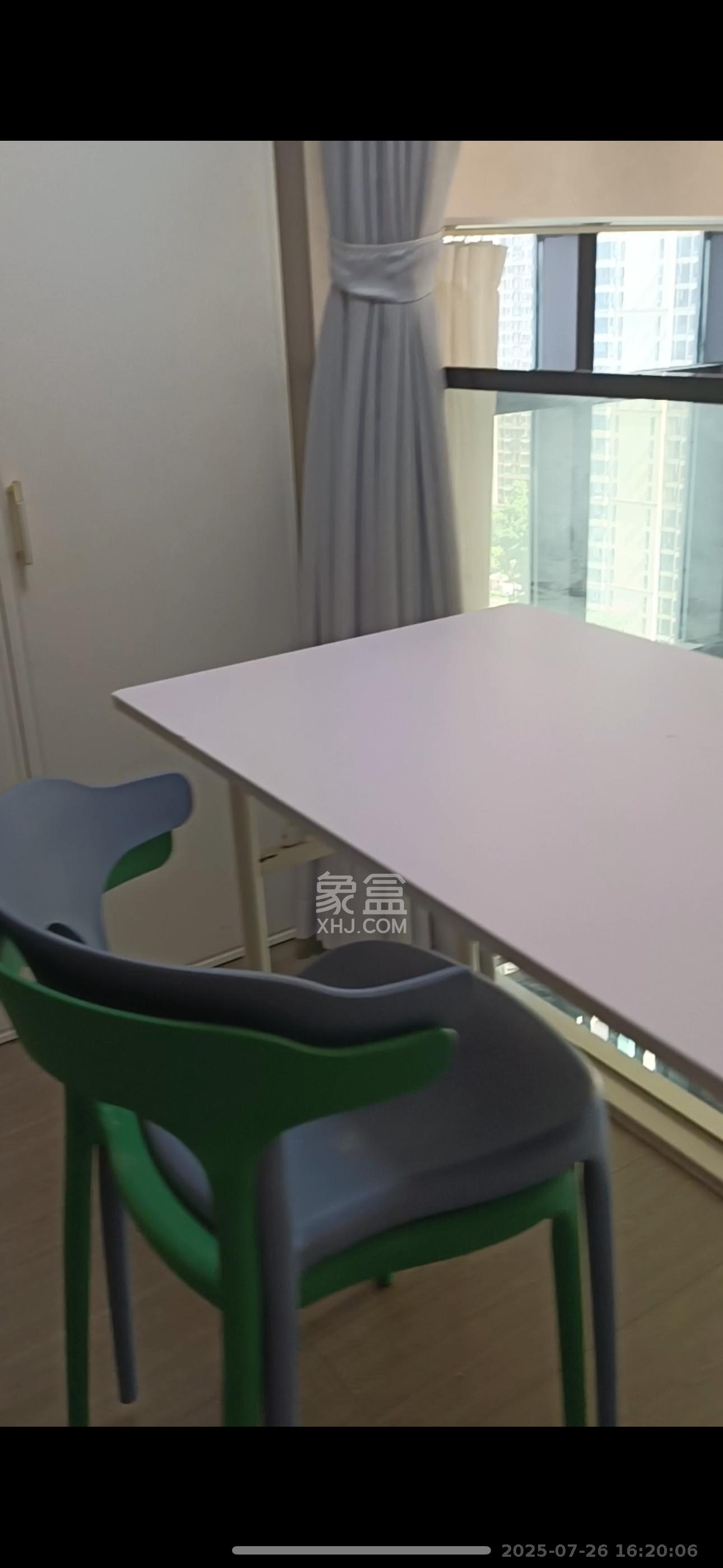 中一鲲出（鲲鹏府）  2室1厅1卫    3000.0元/月室内图